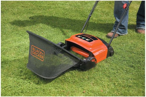 Black+decker 600w 30cm verticuteerder met centrale hoogte-instelling - gd300-qs