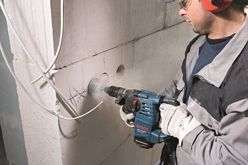 Bosch blauw bosch professional gbh 3-28 dfr boorhamer - 800 watt - 3.1 j - met l-boxx