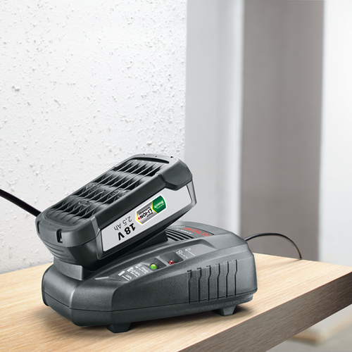 Bosch groen 1600a031t5 18v li-ion accu starterset (2x 2.5ah) + lader al 18v-44