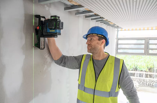 Bosch blauw bosch professional gll 12v-100-33 cg - lijnlaser - inclusief 12v (2.0 ah) accu - snellader - laserrichtbord - houder - plafondklem - tas