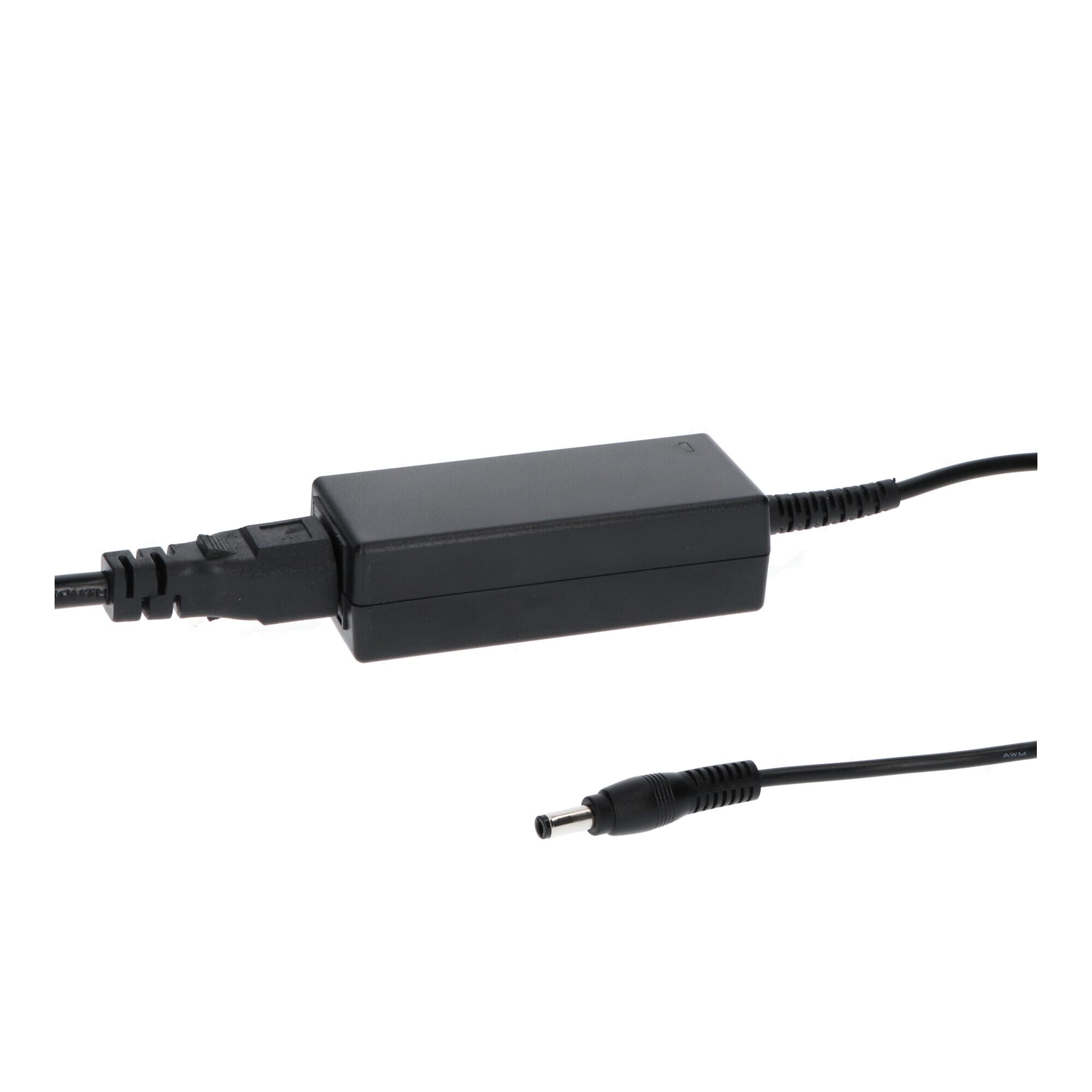 Toshiba Yanec Laptop AC -Adapter 45W