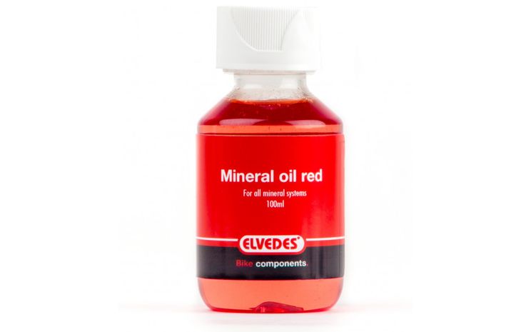Elvedes rotes Mineralöl