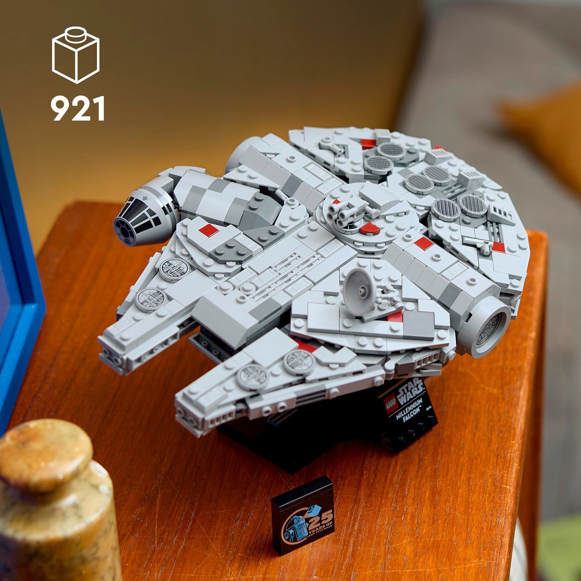 Lego Star Wars 75375 Millennium Falcon