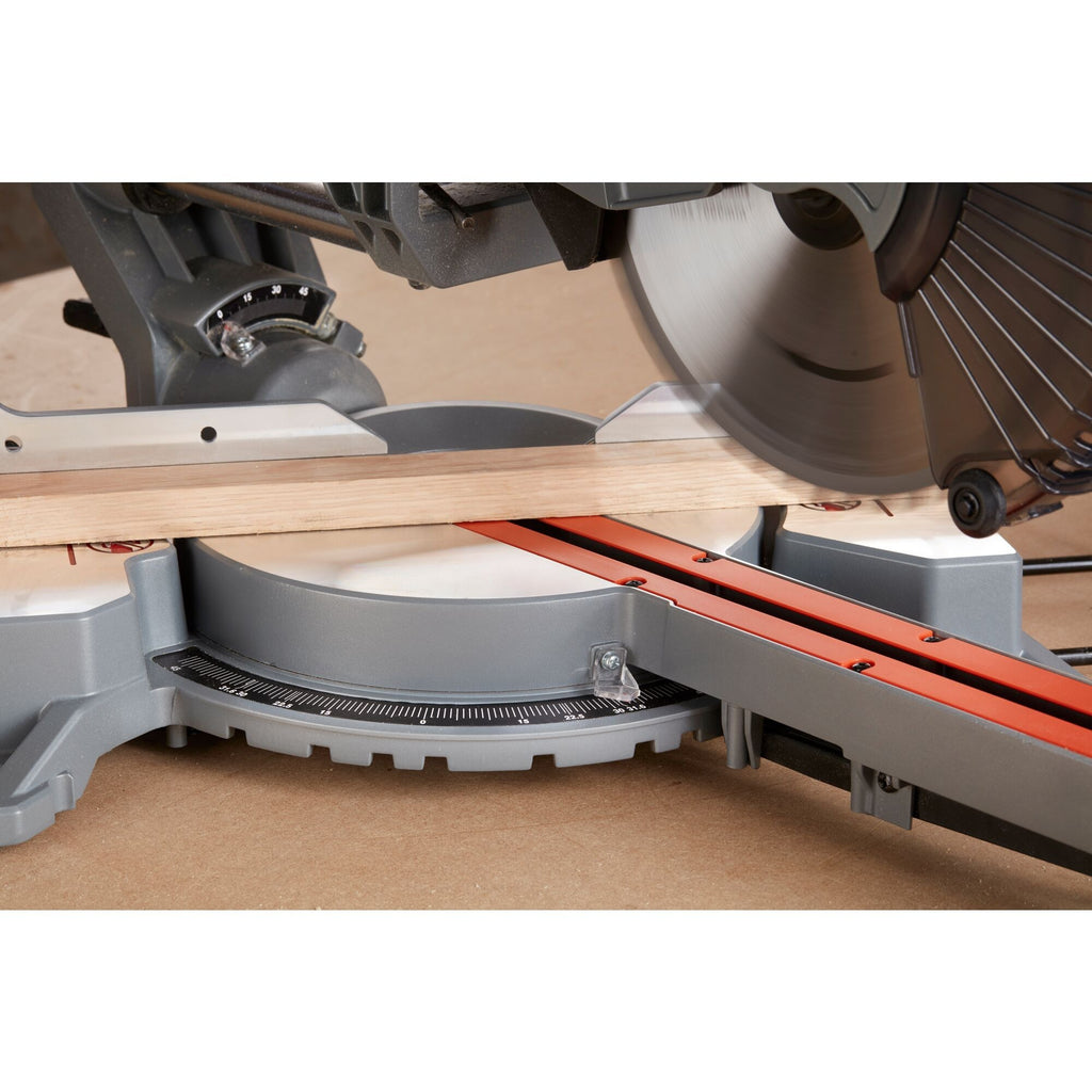 Black+decker 1600w 216mm afkort- en verstekzaag bes700-qs