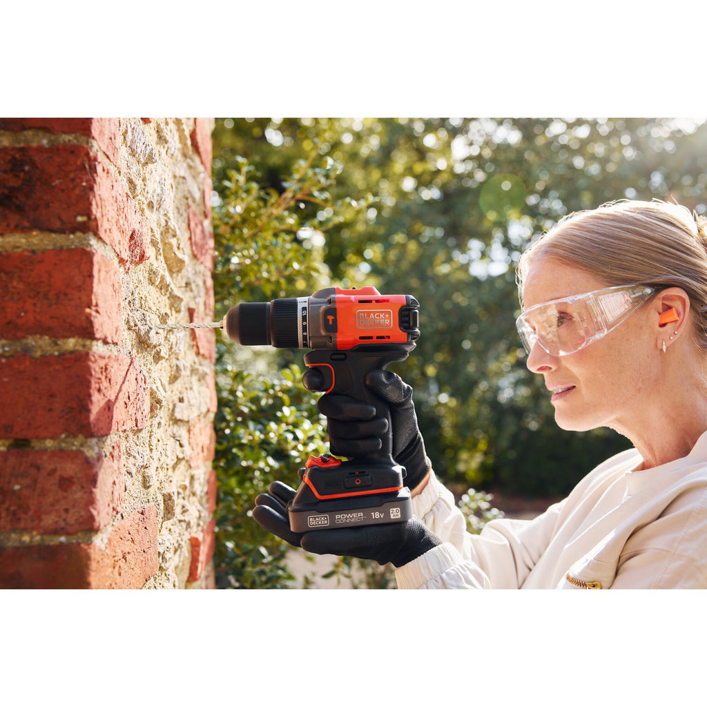 Black+decker 18v schroefklopboormachine + 18v pendeldecoupeerzaag bundel (zwart oranje)