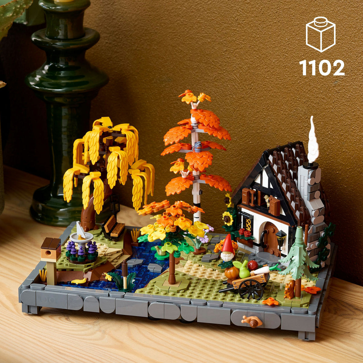 Lego icons herfsttuin met cottage herfstdecoratie - bouwpakket voor volwassenen - 11372