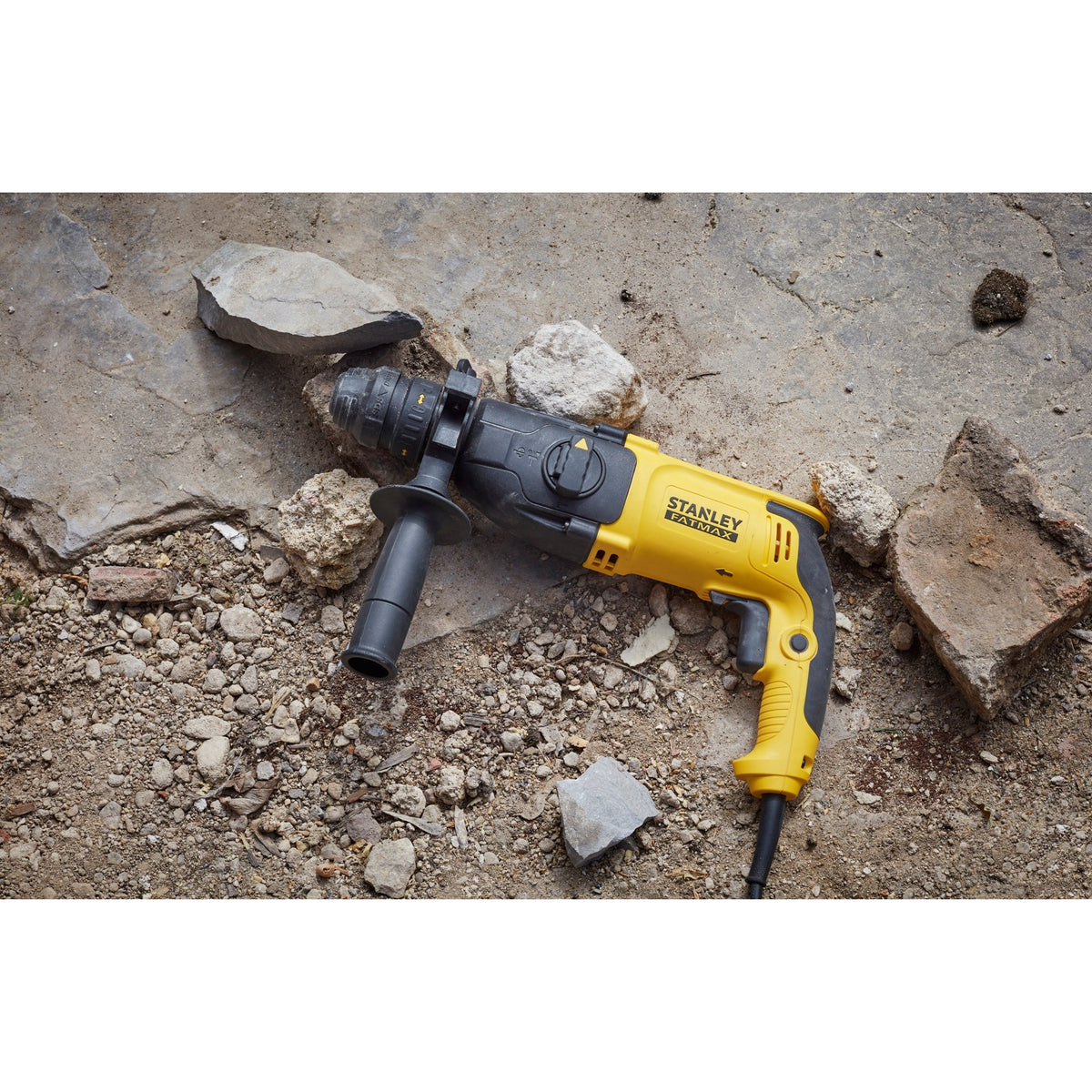 Stanley fatmax sfmeh210k - sds-plus boorhamer - 800w - 2,4j energie - ergonomische handgreep