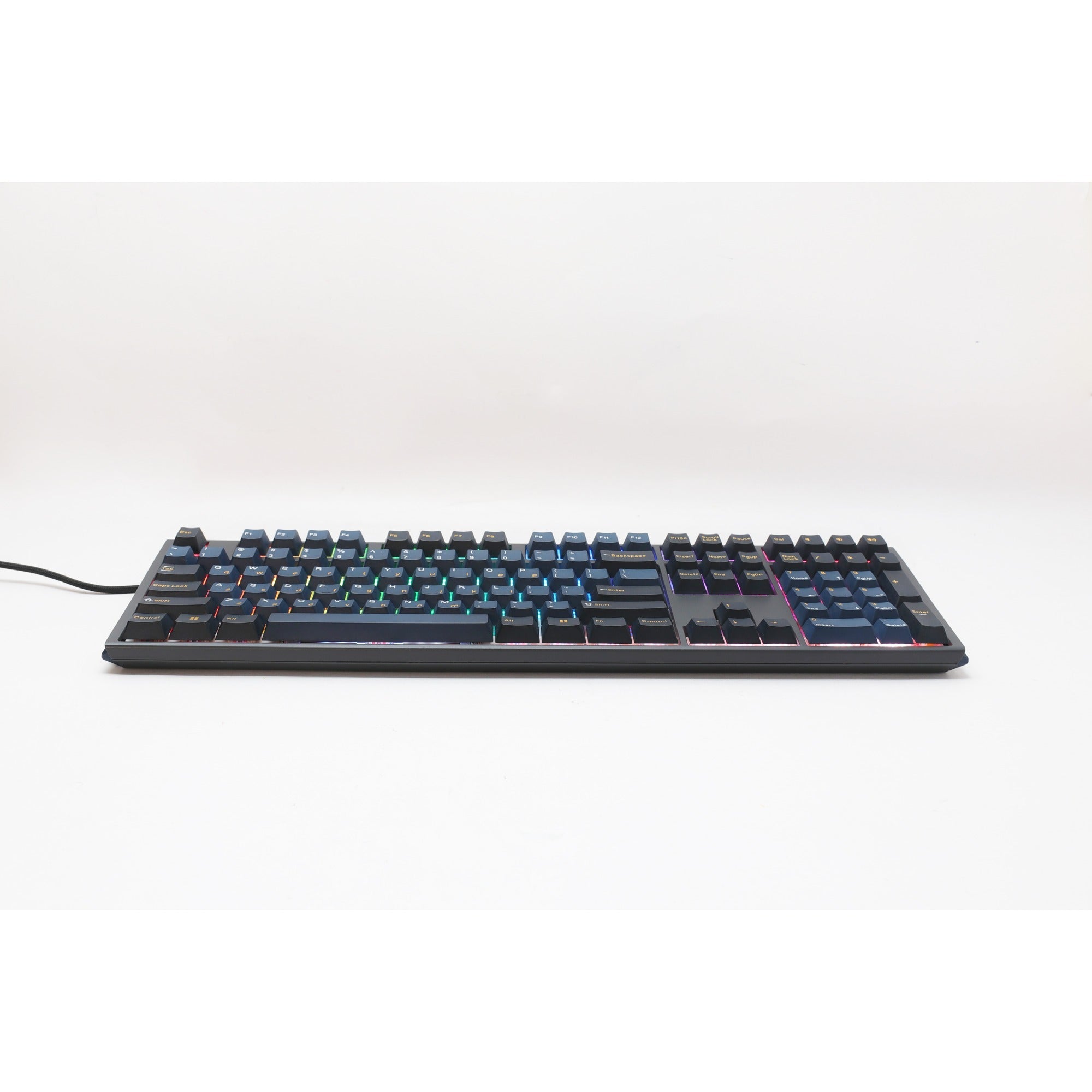 Ducky one 3 pro, gaming toetsenbord (zwart, us lay-out, cherry mx2a red, rgb led, double-shot pbt, quack mechanics, hot swap)
