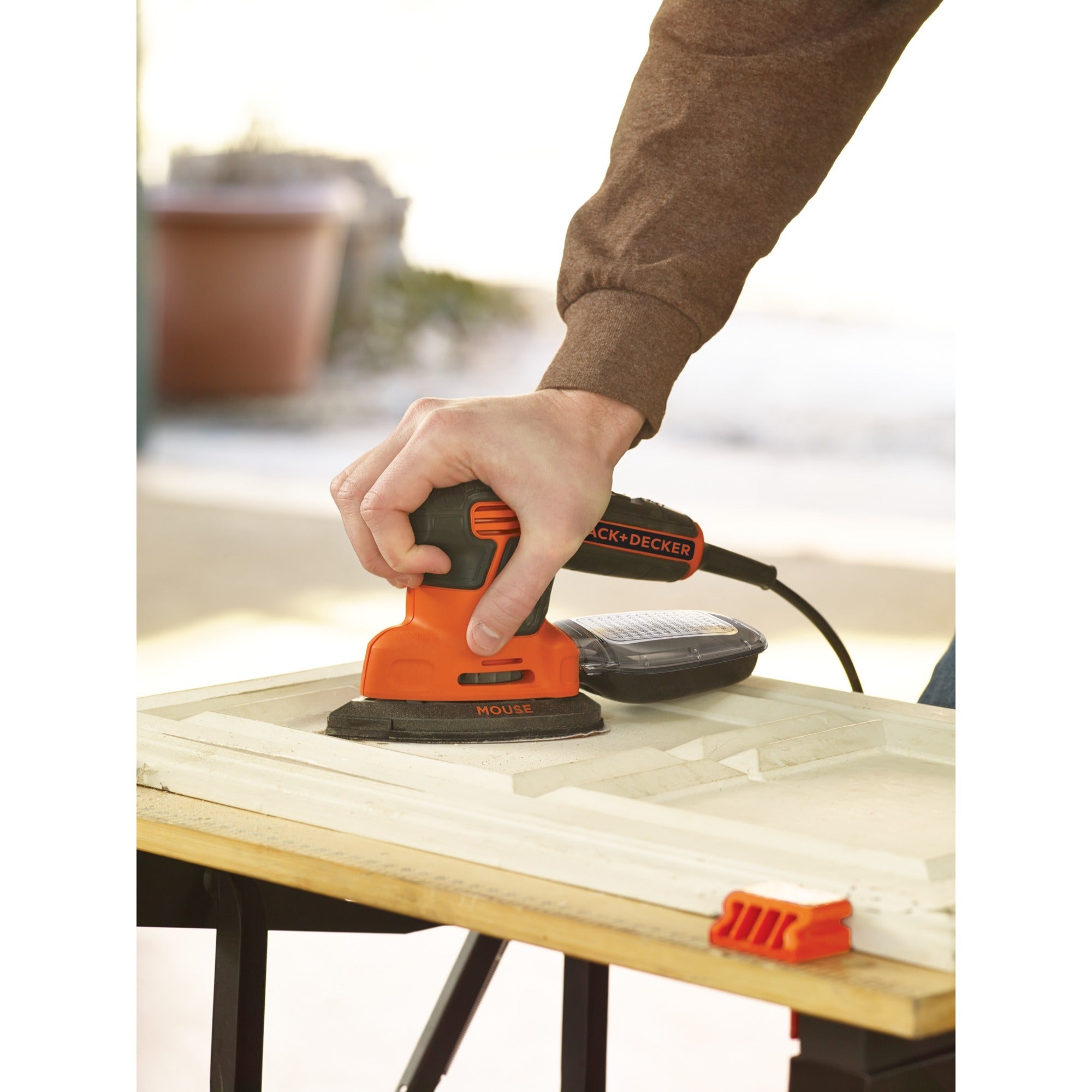 Black+decker 120 watt mouse detailschuurmachine ka2500k-qs deltaschuurmachine (oranje zwart, accessoires en koffer inbegrepen)
