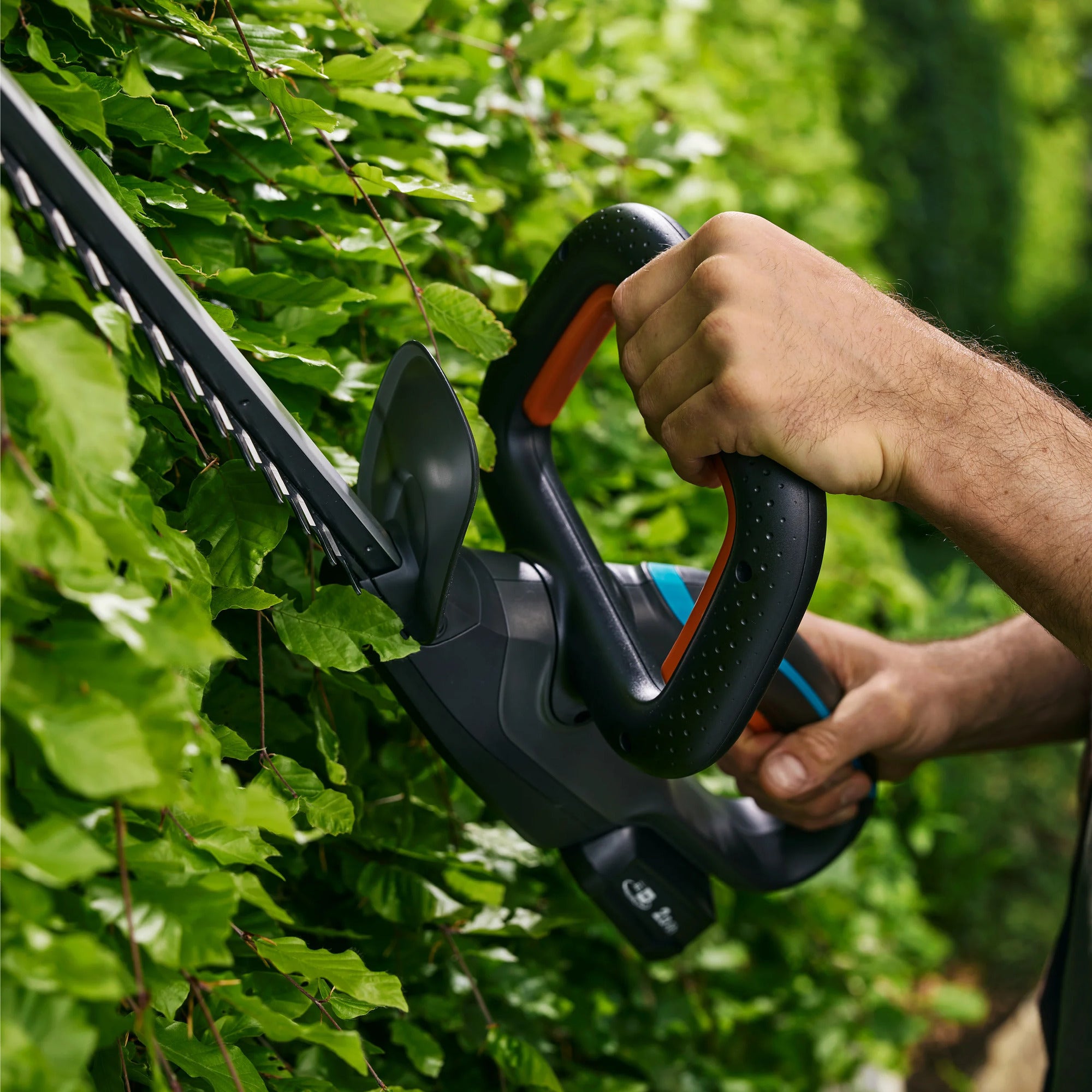 Gardena accuheggenschaar easycut 45 18v p4a solo (grijs turquoise, 14734-55, accu en oplader niet inbegrepen)