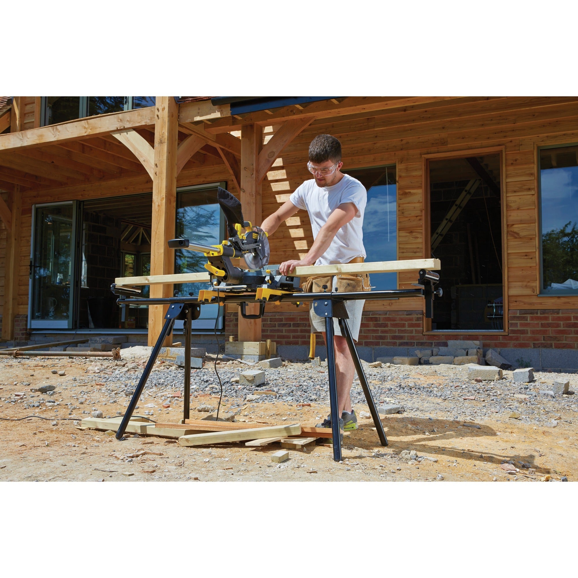 Stanley fatmax 1500w 216mm afkort- en verstekzaag (geel zwart)