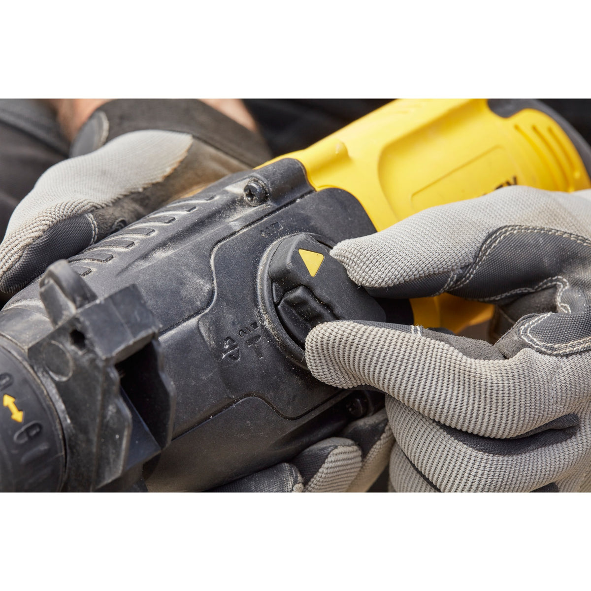 Stanley fatmax sfmeh210k - sds-plus boorhamer - 800w - 2,4j energie - ergonomische handgreep