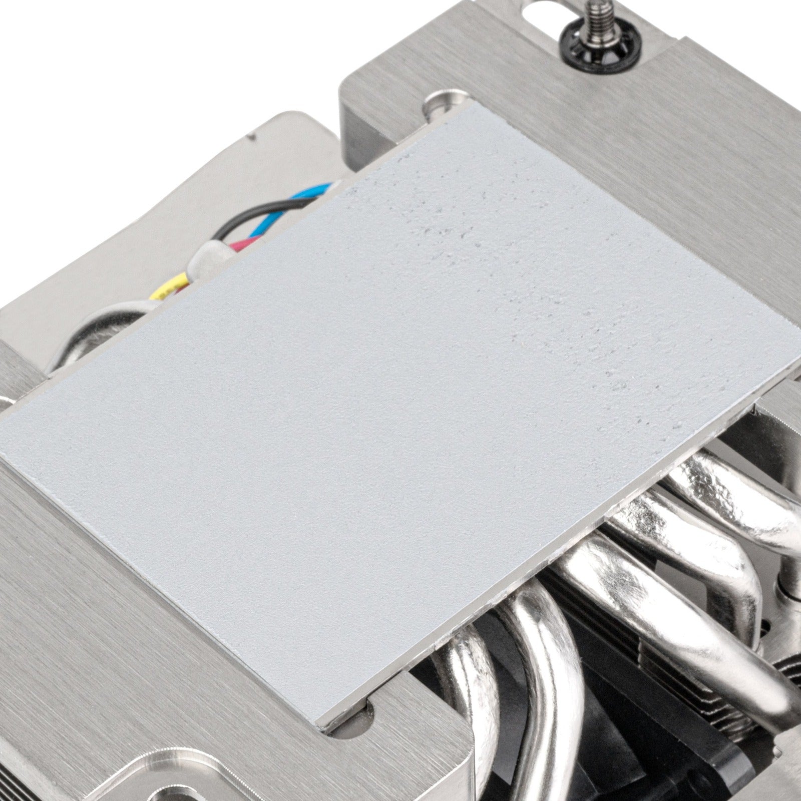Silverstone sst-xe04-sp6p cpu-koeler (4-pins pwm fan-connector)