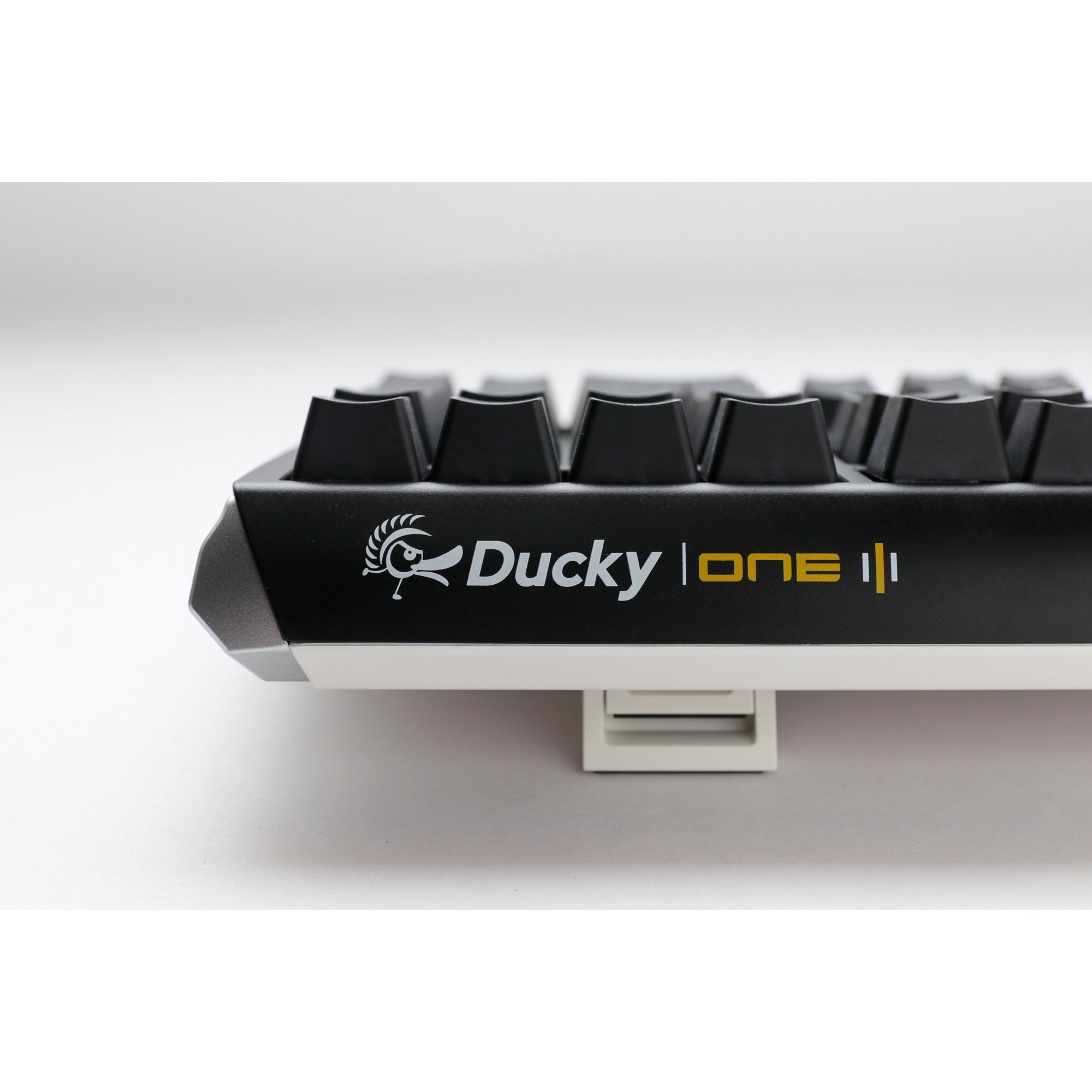 Ducky one 3 classic, toetsenbord (zwart wit, us lay-out, cherry mx speed silver, rgb led, double-shot pbt, hot-swappable, quack mechanics)