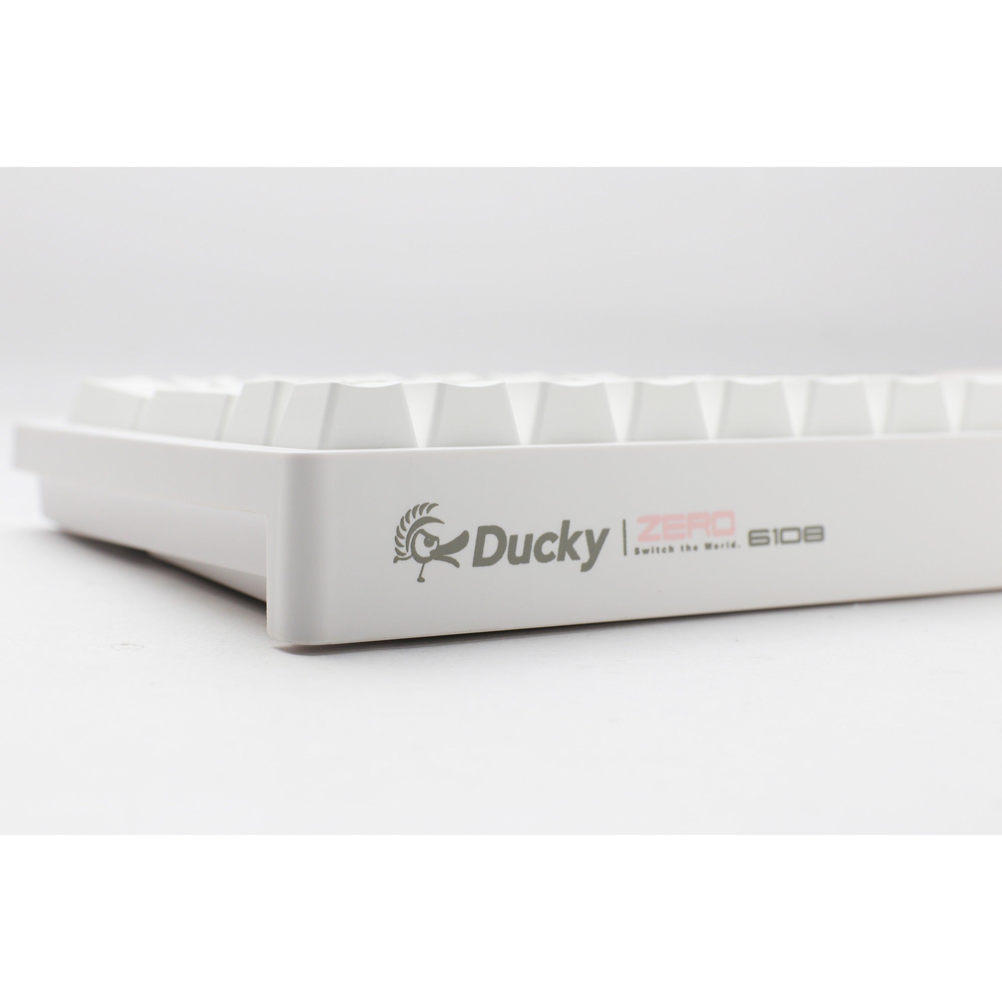 Ducky zero 6108 pure white, gaming toetsenbord (wit, us lay-out, cherry mx2a blue, rgb leds, double-shot pbt, hot swap, 2.4ghz | bluetooth | usb-c)
