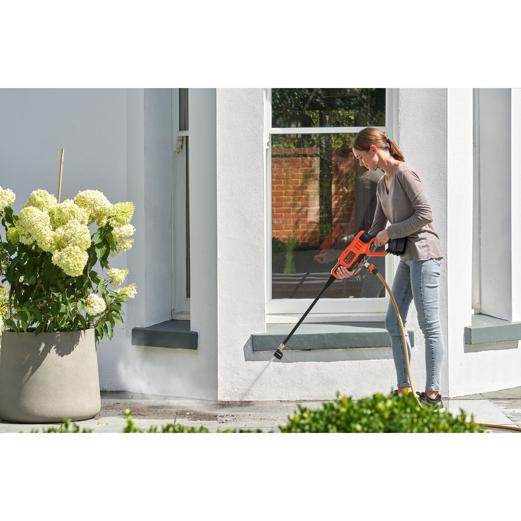 Black+decker bcpc18d1-qw 18v hogedrukreiniger (oranje zwart, 18v 2.0ah accu en oplader inbegrepen)