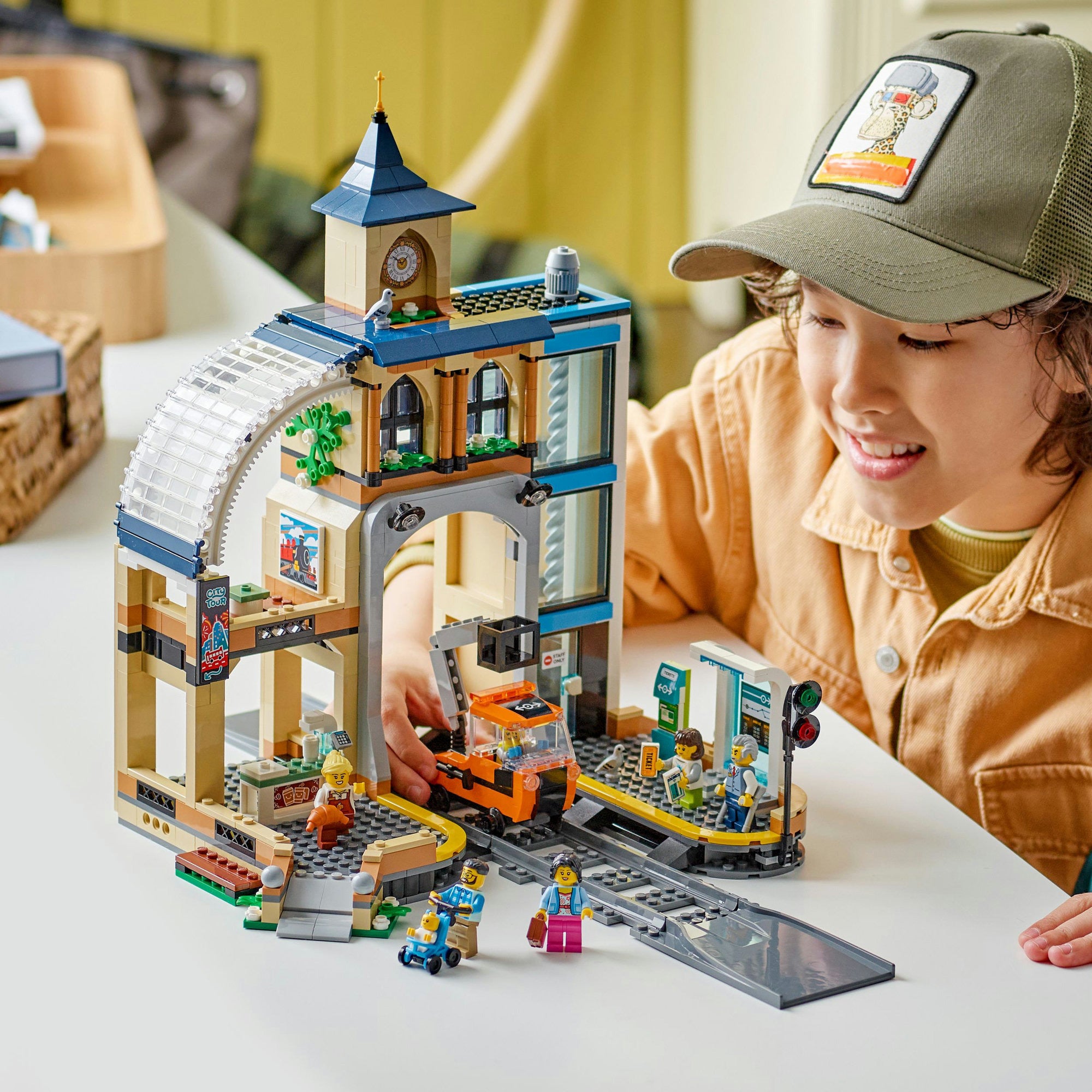 LEGO City 60469 Hauptbahnhof
