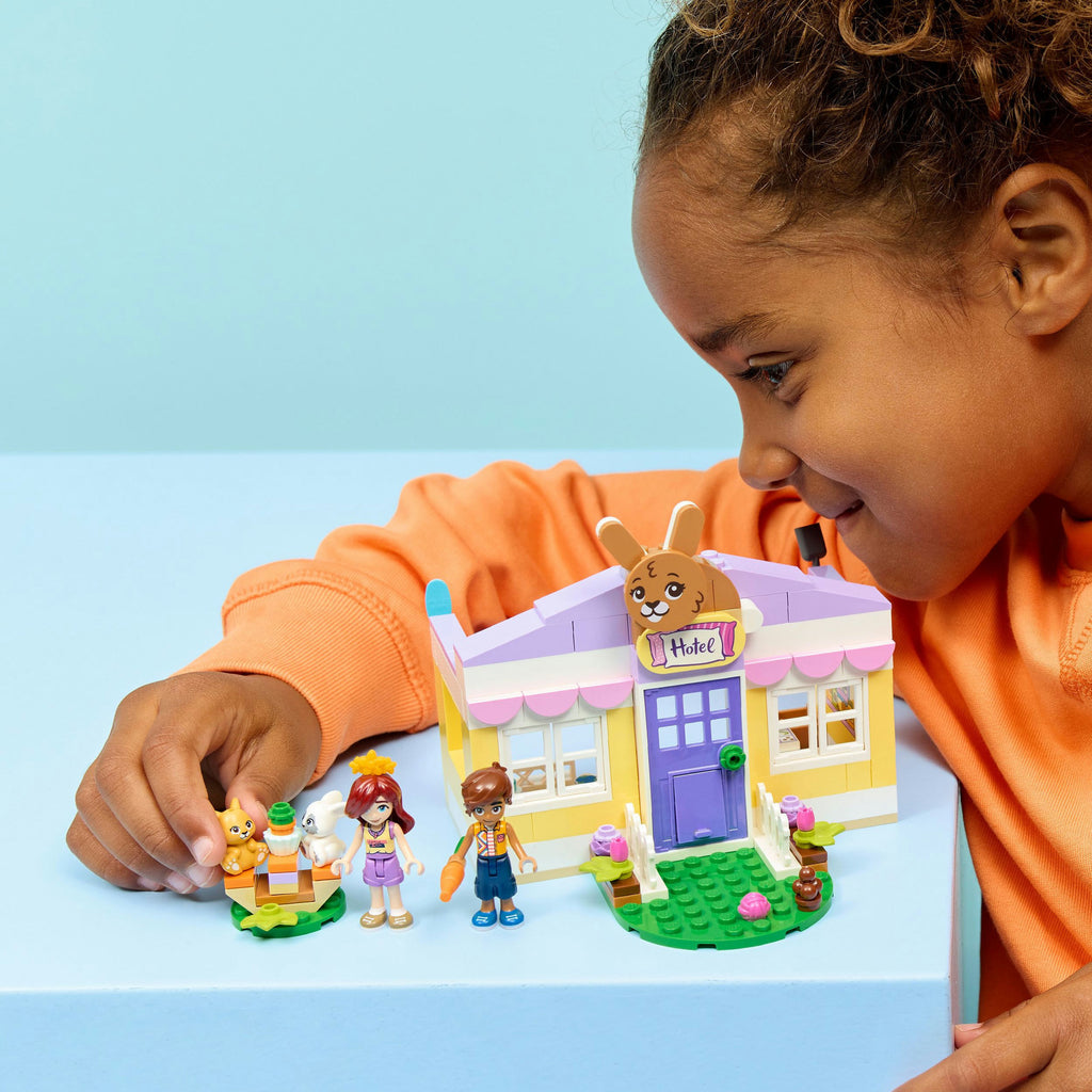 LEGO Friends 42679 Heartlake City Hasenhotel
