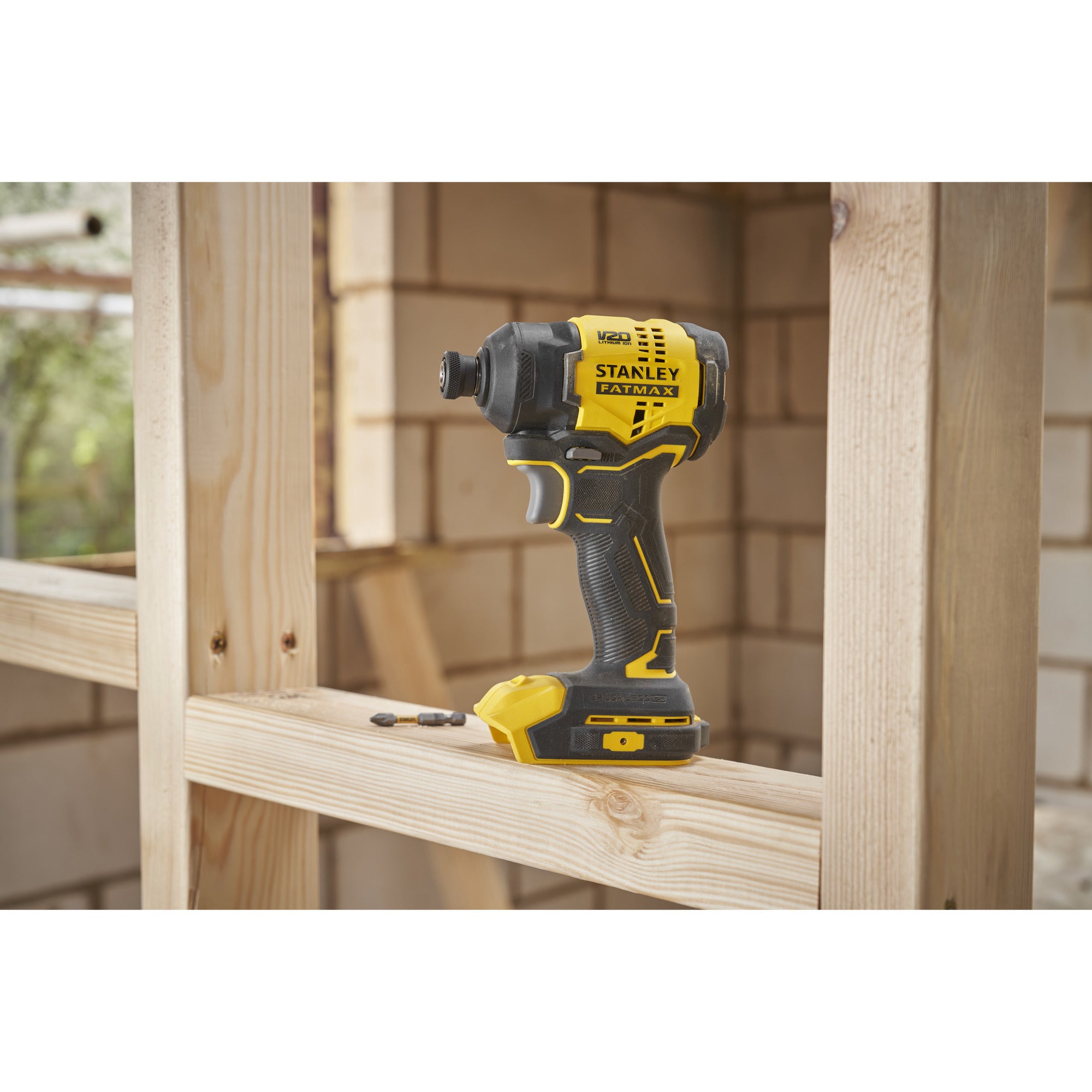Stanley fatmax v20 18v slagschroevendraaier (zwart geel, accu en oplader inbegrepen, met koffer)