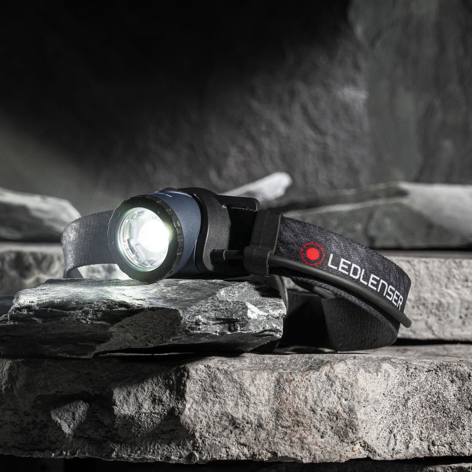 Ledlenser hoofdlamp h8r 25th anniversary edition ledverlichting (donkerblauw zwart, 600 lm, 6000 - 8000k)