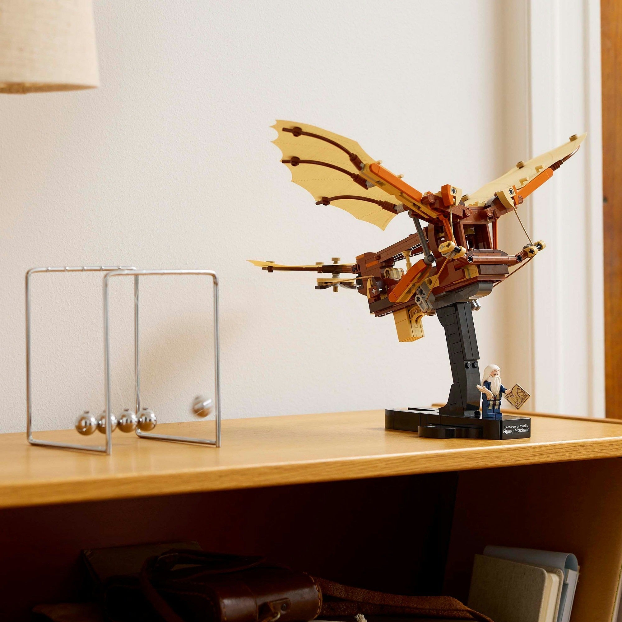 LEGO Icons - Leonardo da Vincis fliegende Maschine Bausatz (10363)