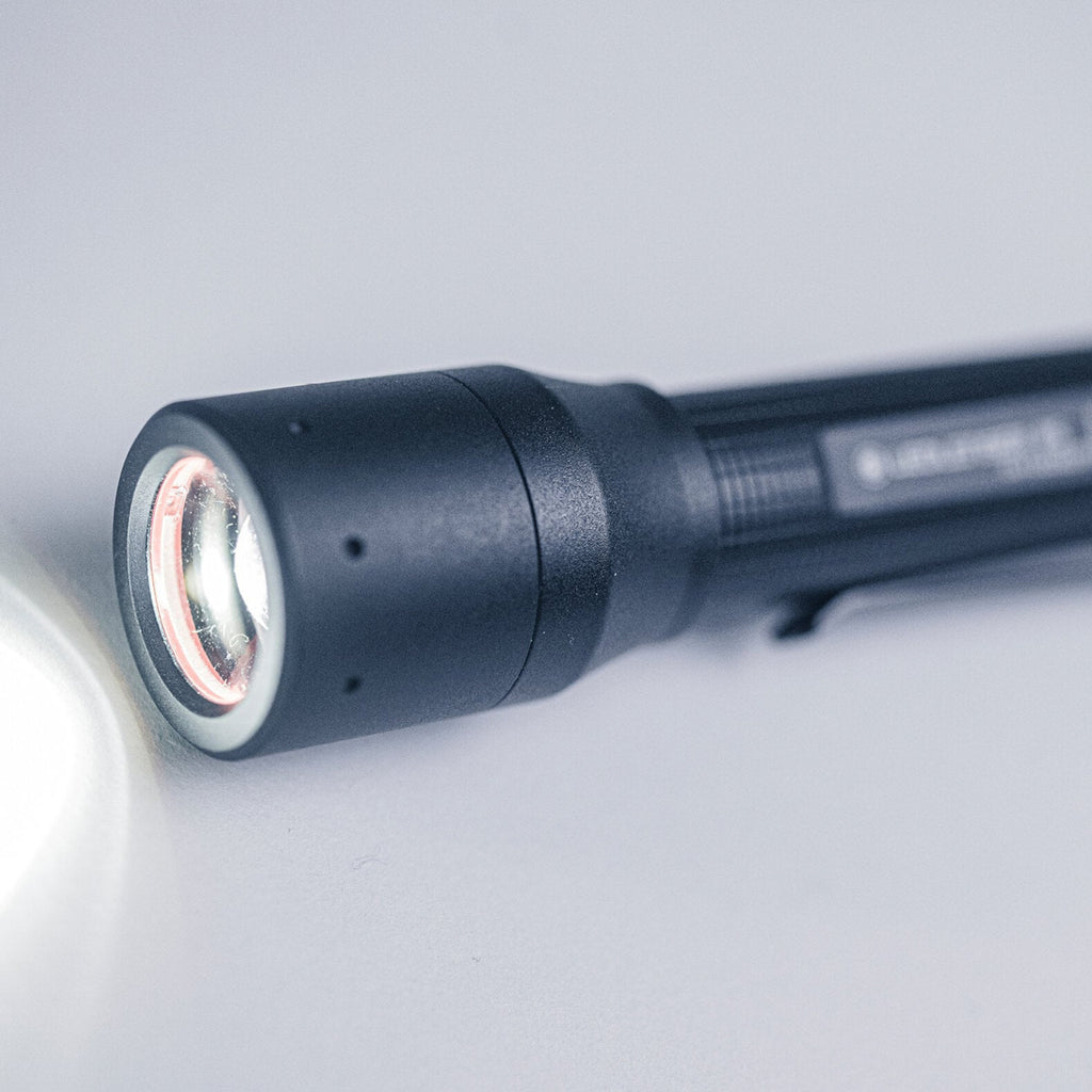 Ledlenser p5 zaklamp (zwart, 200 lm, 6000-7500k)