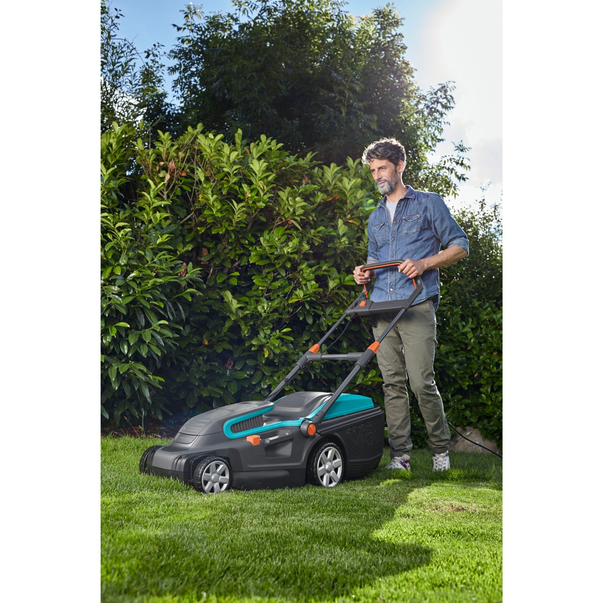 Gardena powermax™ elektrische grasmaaier - maaibreedte 42 cm - gazons tot ca. 800m²