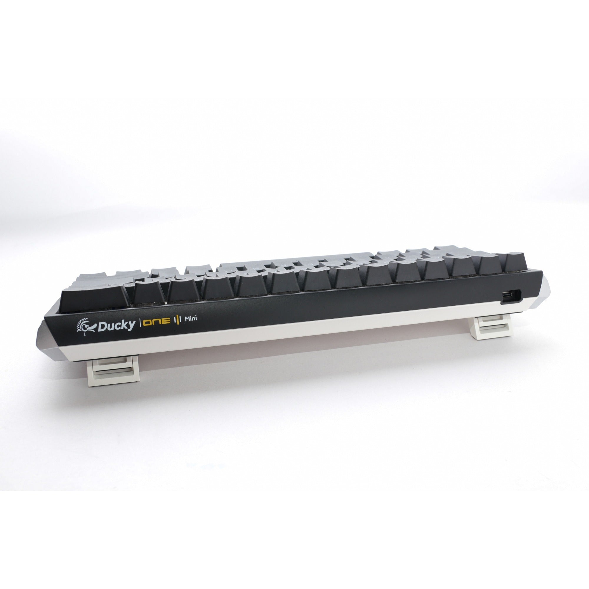 Ducky one 3 classic mini, toetsenbord (zwart wit, us lay-out, cherry mx silent red, rgb led, double-shot pbt, hot-swappable, quack mechanics, 60%)