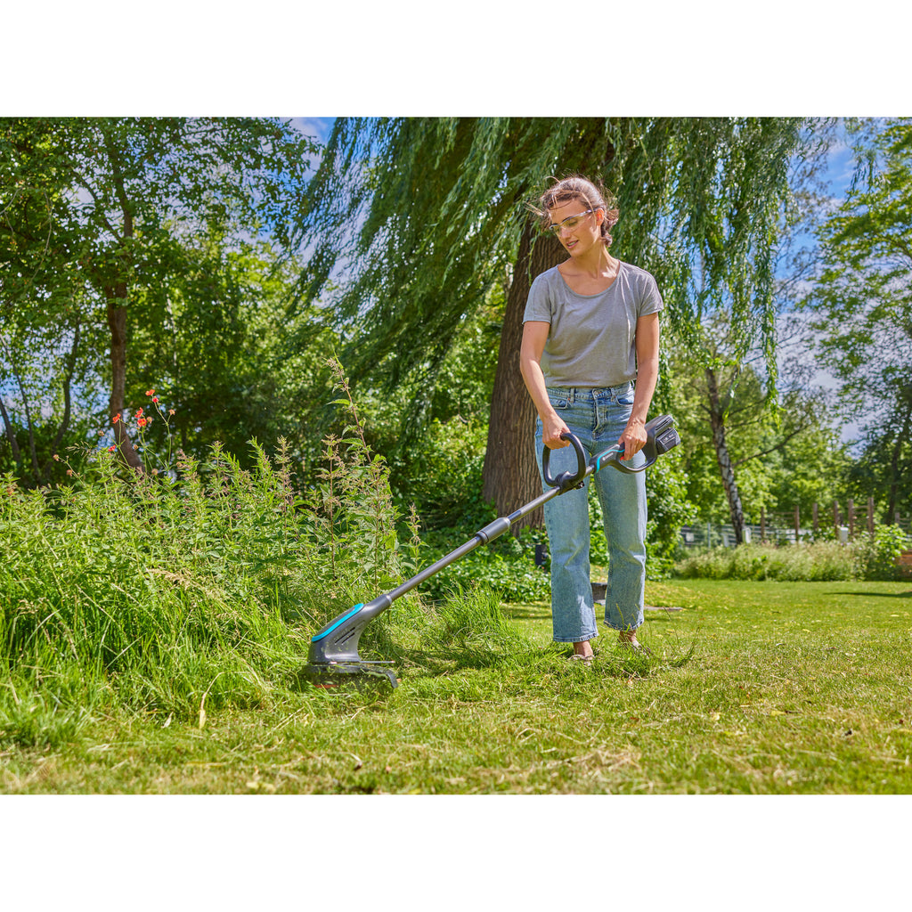 Gardena powertrim 30 18v grastrimmer (grijs turquoise, accu en lader niet inbegrepen)