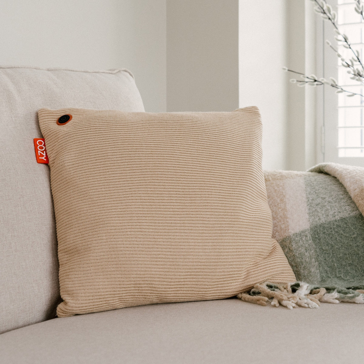 Cozy una knitted 45 x 45 cm draadloos warmtekussen (lichtbeige, powerbank 5000 mah)