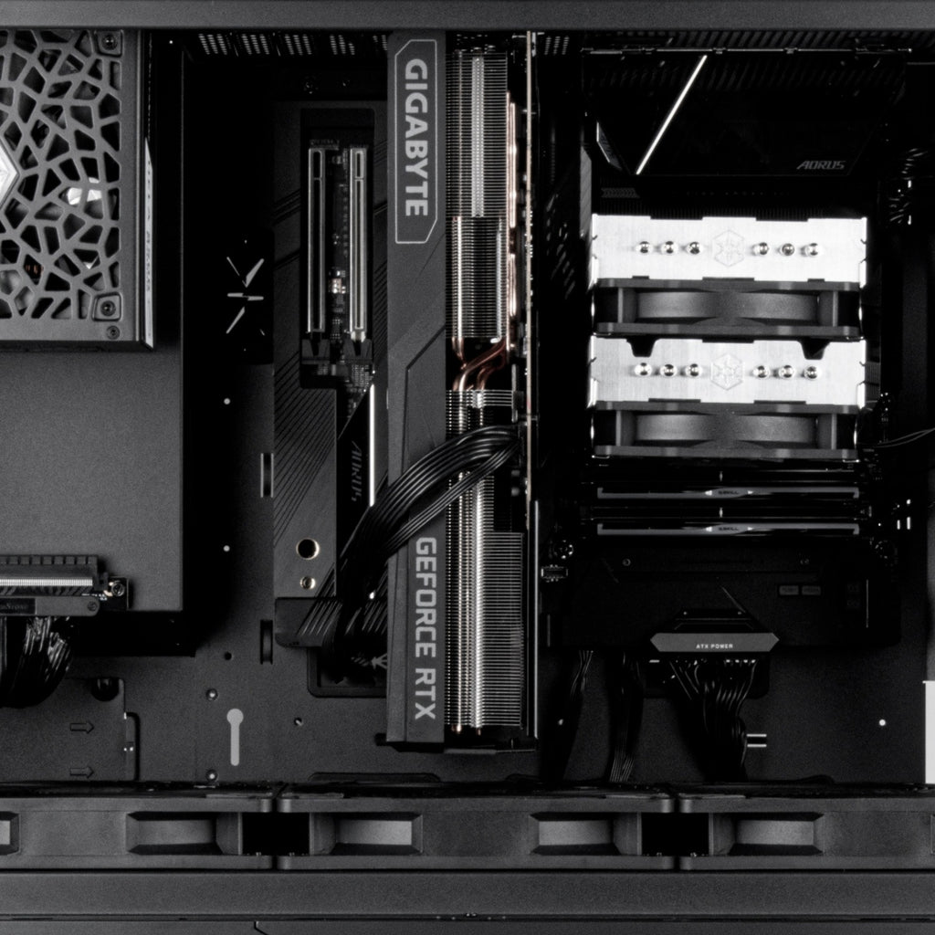 Silverstone alta f2 big tower behuizing (zwart | 4x usb-a | 1x usb-c | tempered glass)