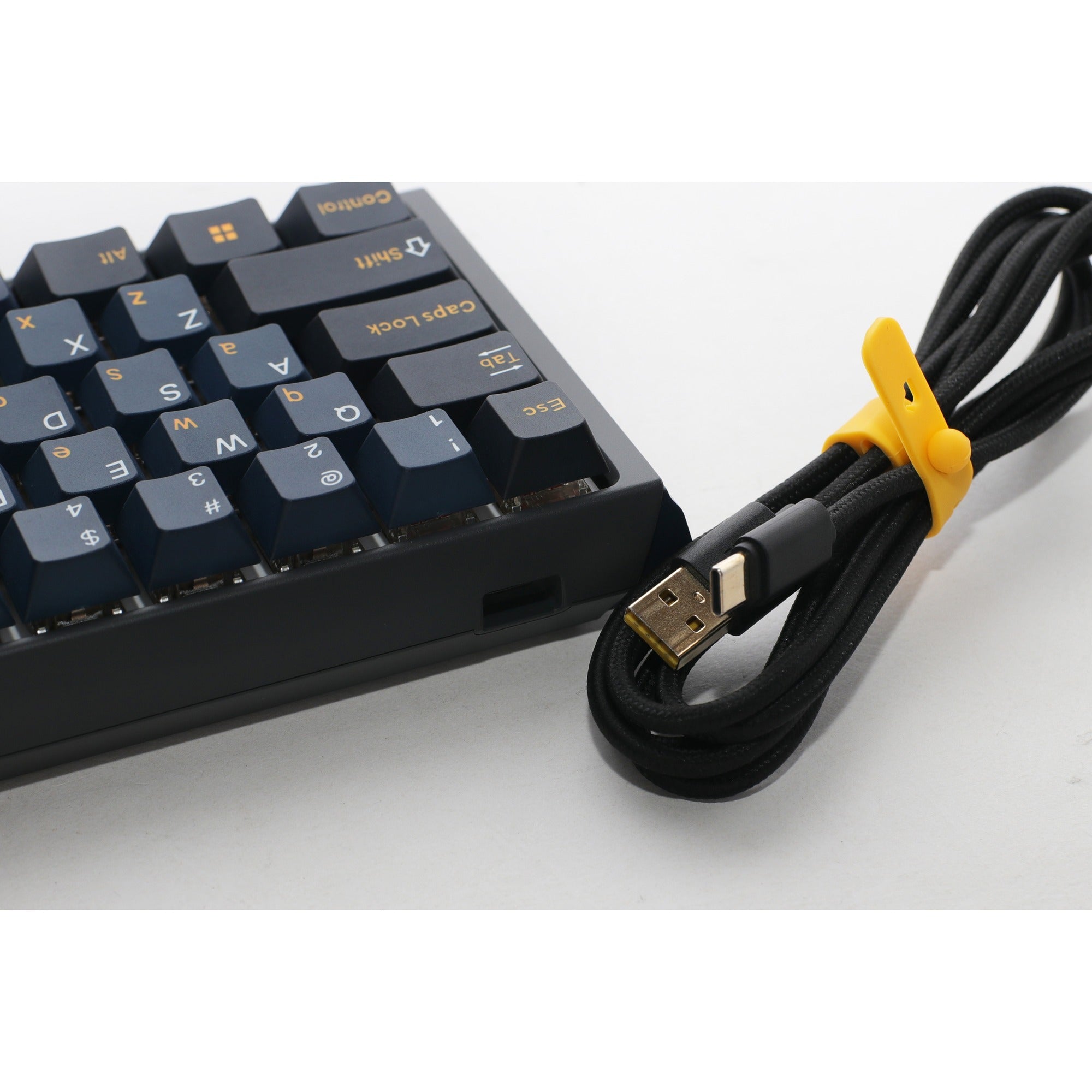 Ducky one 3 pro mini, gaming toetsenbord (zwart, us lay-out, cherry mx2a speed silver, rgb led, double-shot pbt, quack mechanics, 60%, hot swap)