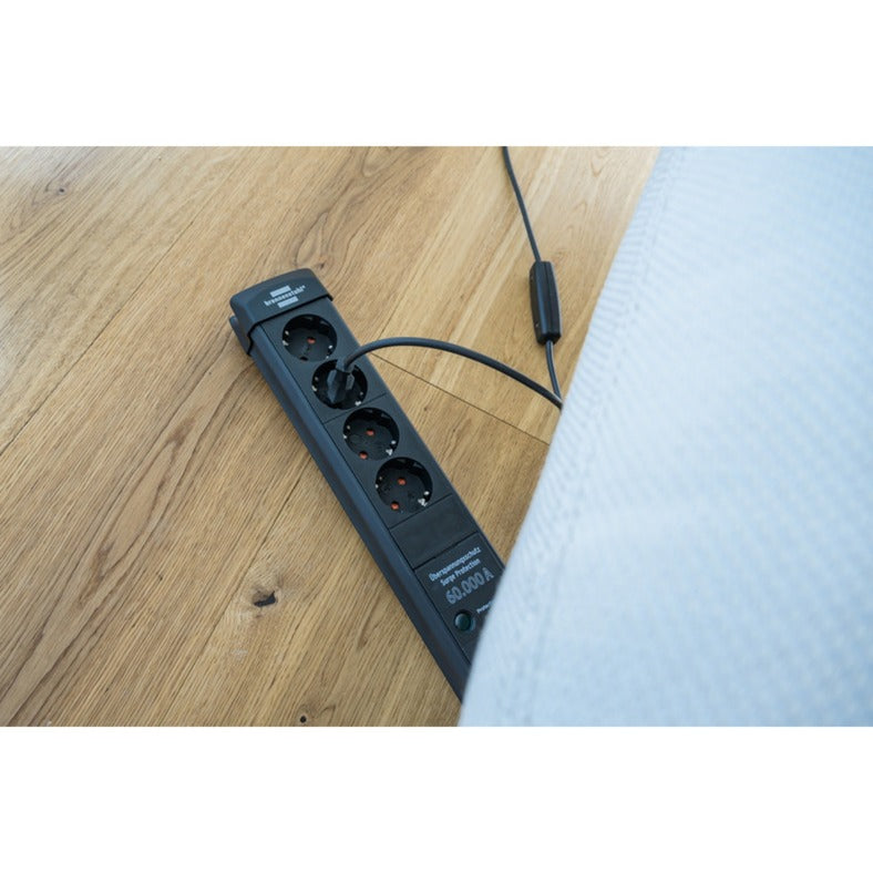 Brennenstuhl premium-line 60.000a stekkerdoos met overspanningsbeveiliging 4-voudig zwart 1,8m h05vv-f 3g1,5