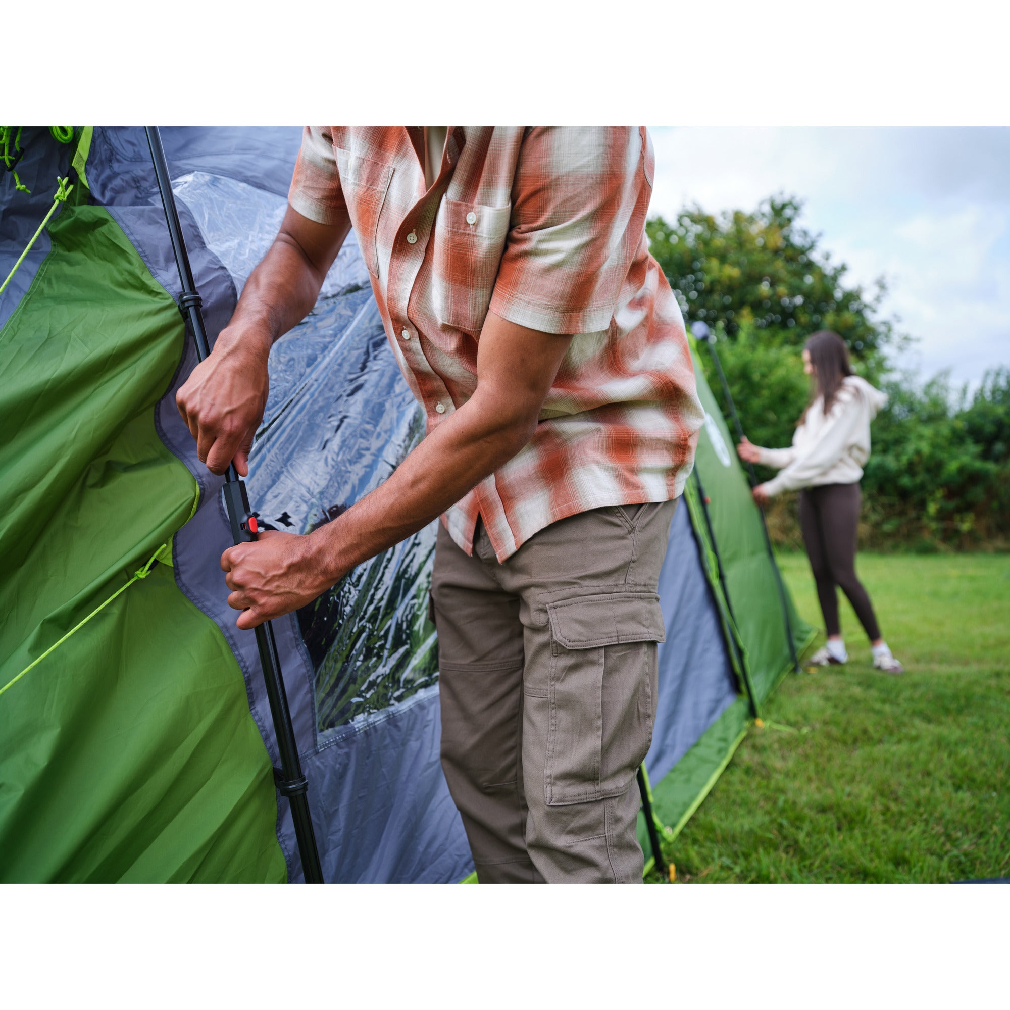Coleman fastpitch victoria falls 4 blackout tent (groen grijs)