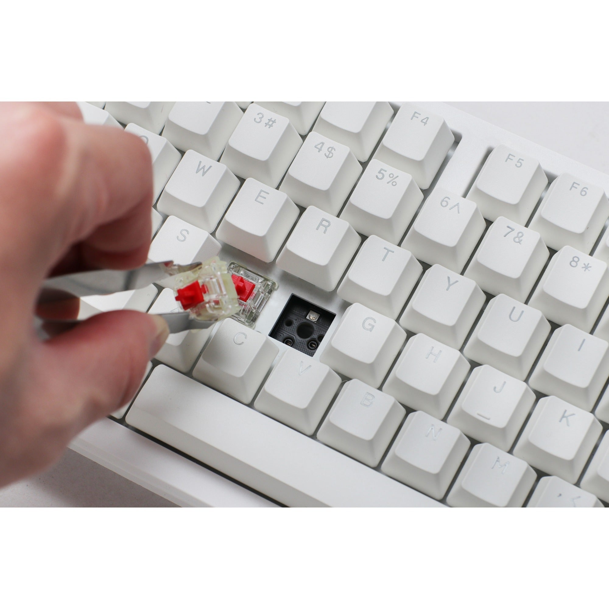 Ducky zero 6108 pure white, gaming toetsenbord (wit, us lay-out, cherry mx2a speed silver, rgb leds, double-shot pbt, hot swap, 2.4ghz | bluetooth | usb-c)