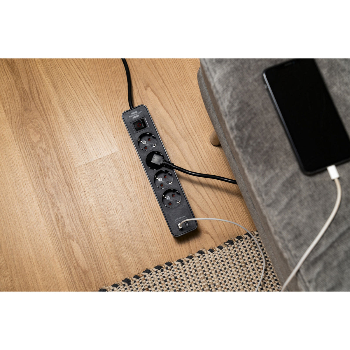 Brennenstuhl ecolor 4-voudige stekkerdoos met 2 usb-laadaansluitingen (zwart, 4x stekker, 2x usb-c, 2x usb-c)