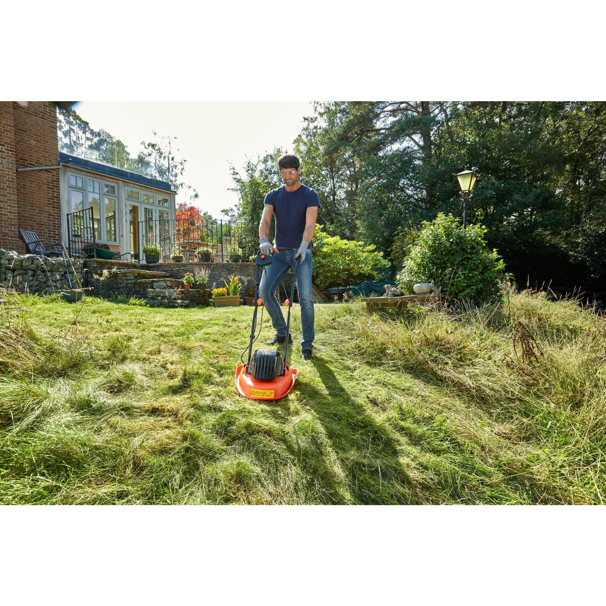 Black+decker 1200w 30cm zweefmaaier grasmaaier (oranje zwart)