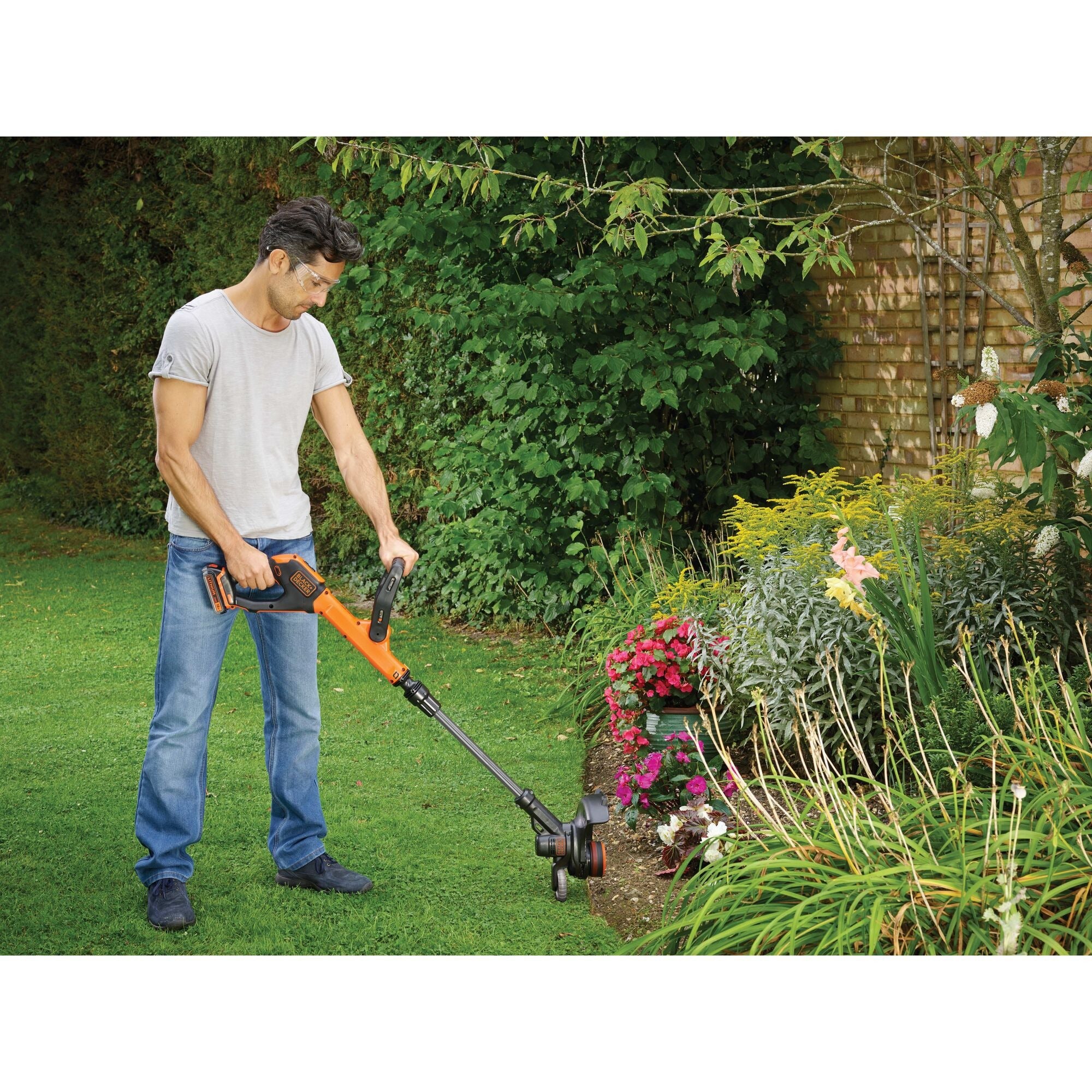 Black+decker accu grastrimmer stc1820pcb (oranje zwart, accu niet inbegrepen)
