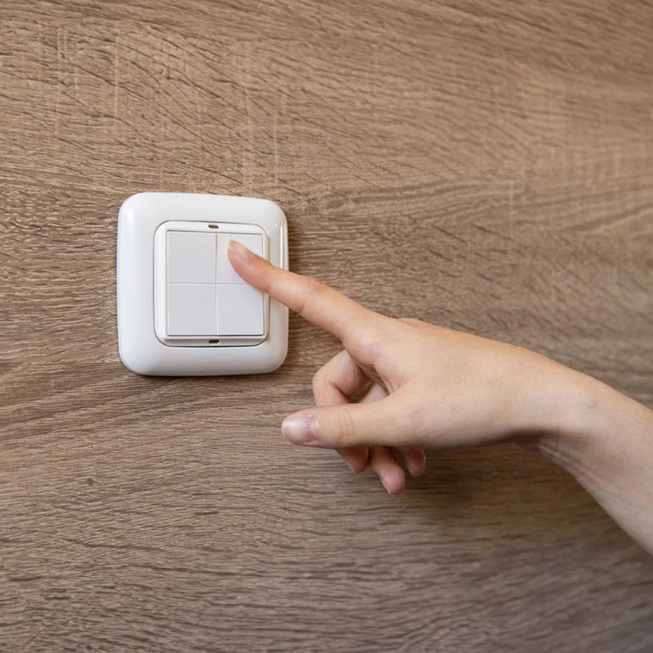 Shelly blu wall switch 4 + legrand adapter schakelaar (wit, bluetooth 4.2)