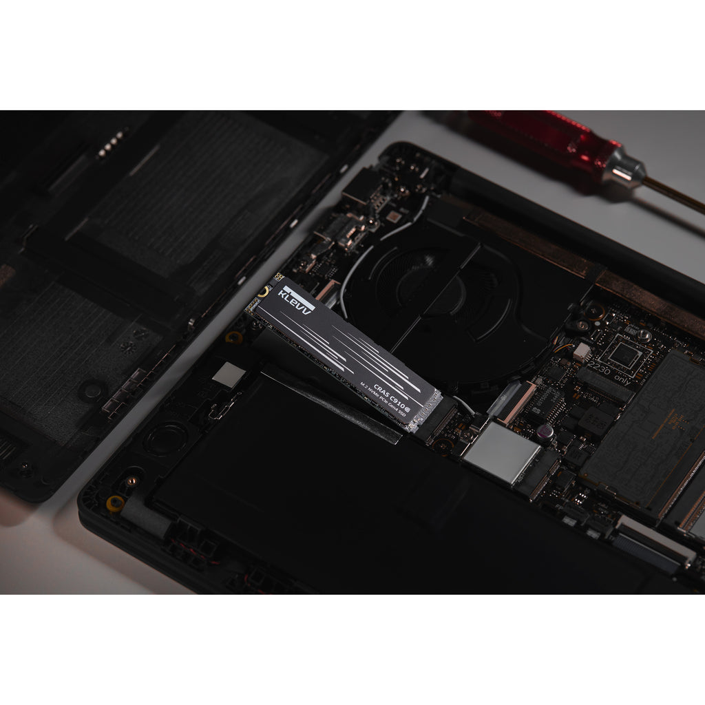 Klevv cras c910g 4 tb ssd (zwart, k04tbm2sp0-10g, pcie gen 4.0 x4, nvme 2.0)