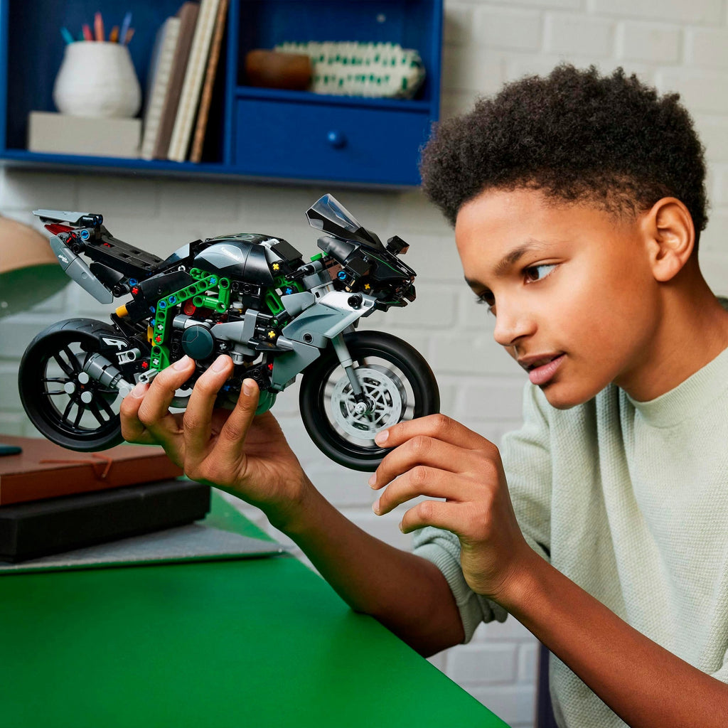 Lego technic kawasaki ninja h2r motor - 42170