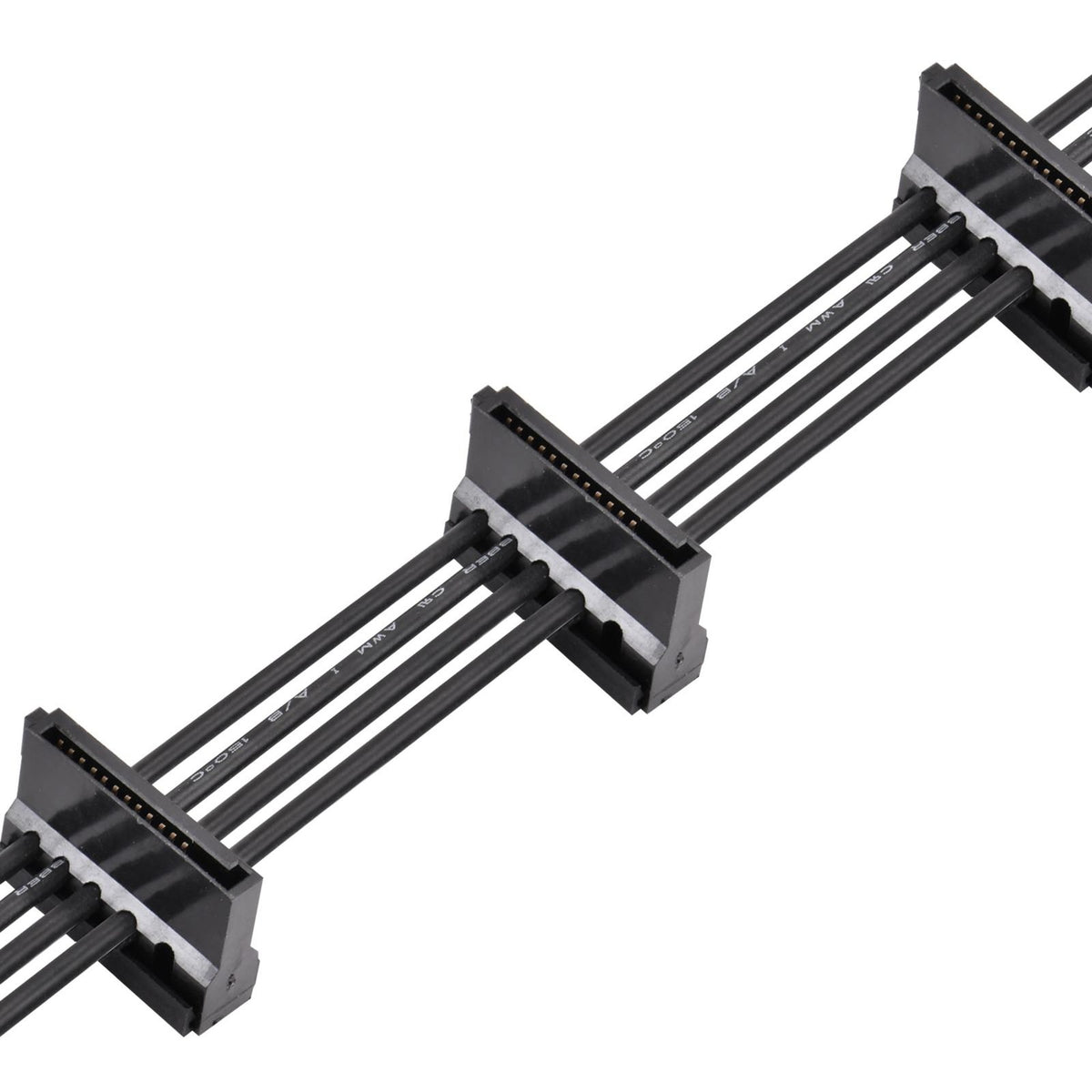 Silverstone sst-cp06-e4, 1x 15-pin-sata > 4x 15-pin-sata kabel
