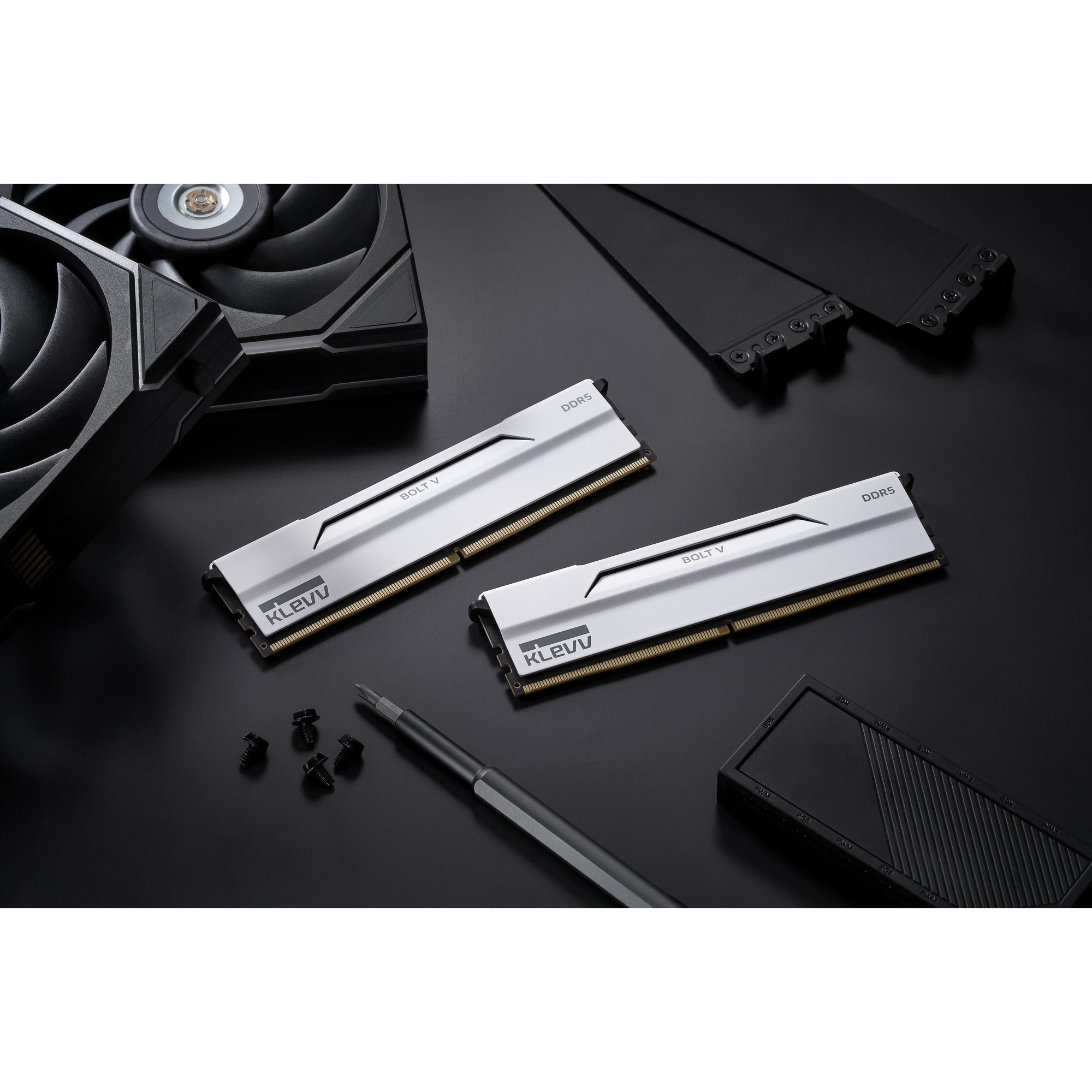 Klevv bolt v 32 gb ddr5-6000 (2x 16 gb) werkgeheugen (wit, kd5agua80-60a300i, xmp 3.0, expo)