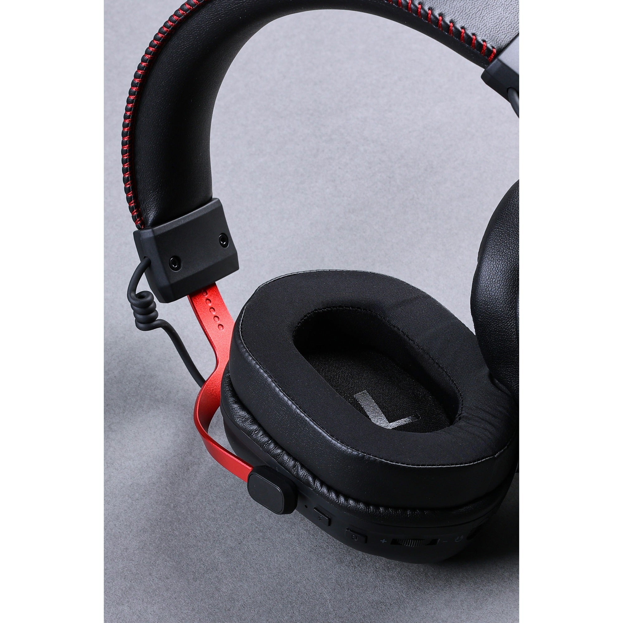 Mchose s9 pro wireless over-ear gaming headset (zwart rood, pc laptop playstation switch smartphone, 2.4g bluetooth wired type-c )