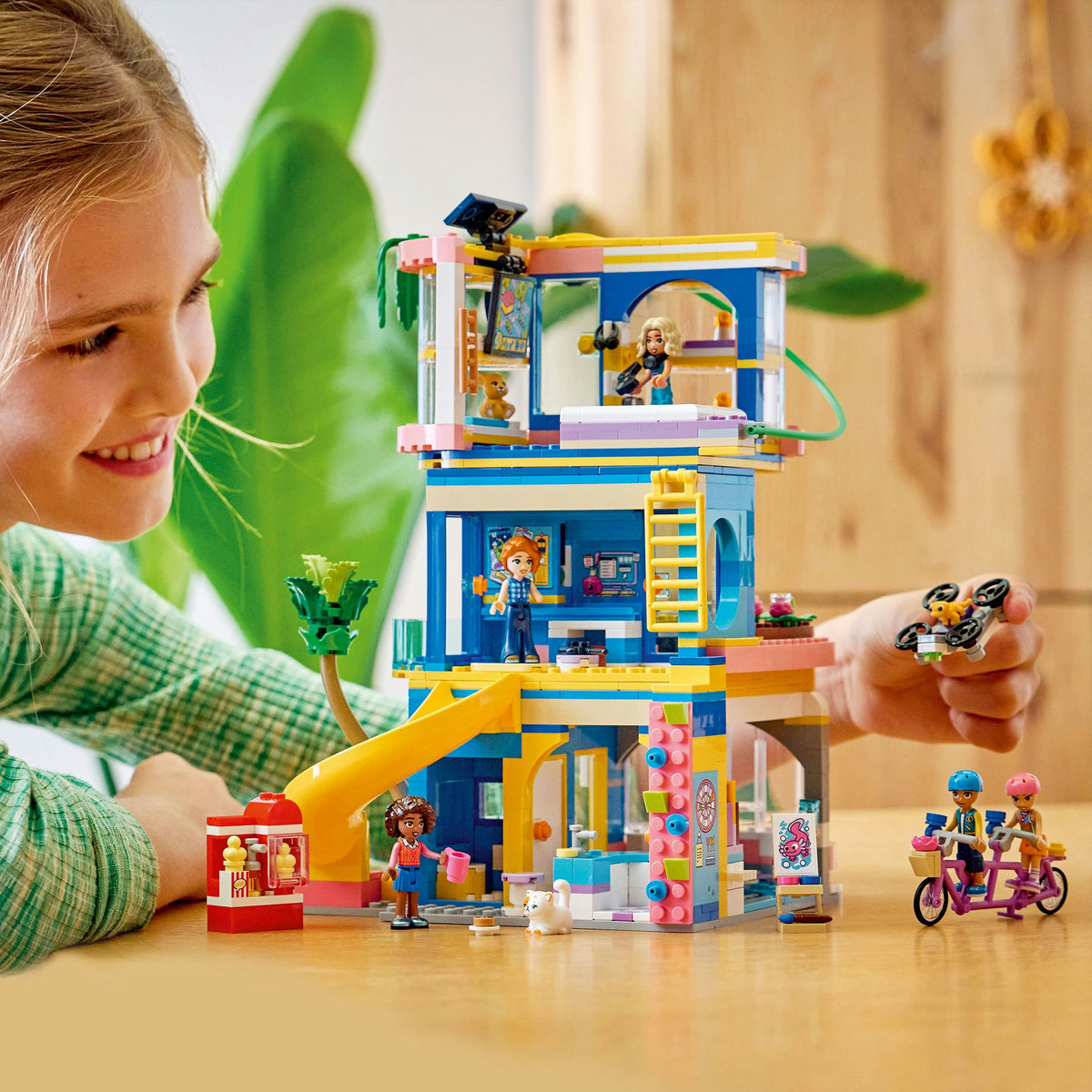 Lego friends heartlake city clubhuis