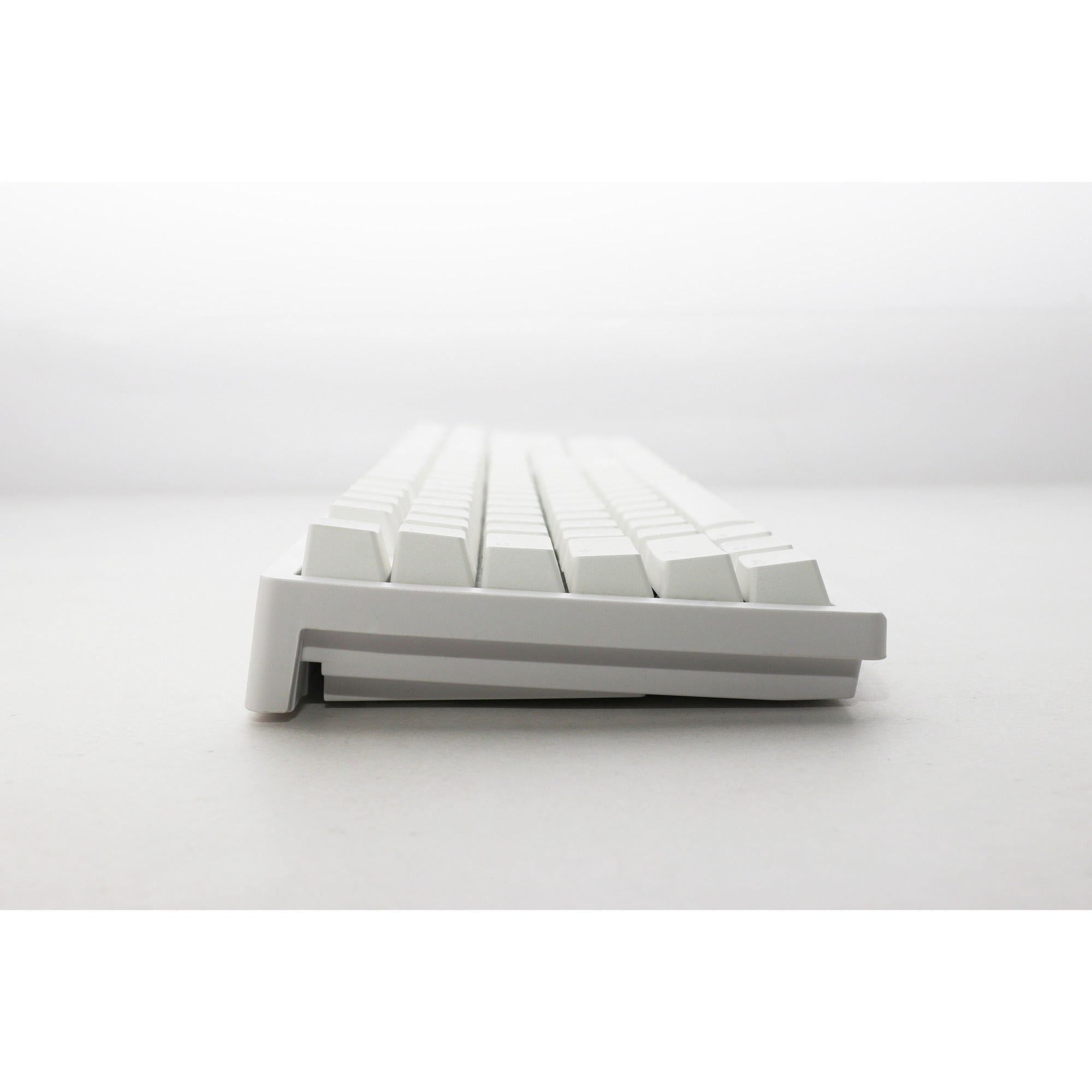 Ducky zero 6108 pure white, gaming toetsenbord (wit, us lay-out, cherry mx2a blue, rgb leds, double-shot pbt, hot swap, 2.4ghz | bluetooth | usb-c)