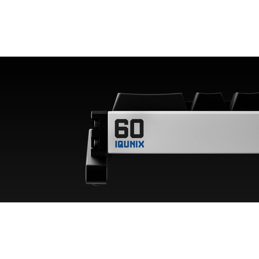 Iqunix ez60 magnetic switch gaming he keyboard, gaming toetsenbord (zwart blauw, us lay-out, us-international, gateron magnetic jade pro, 60%, rgb, double shot pbt keycaps)