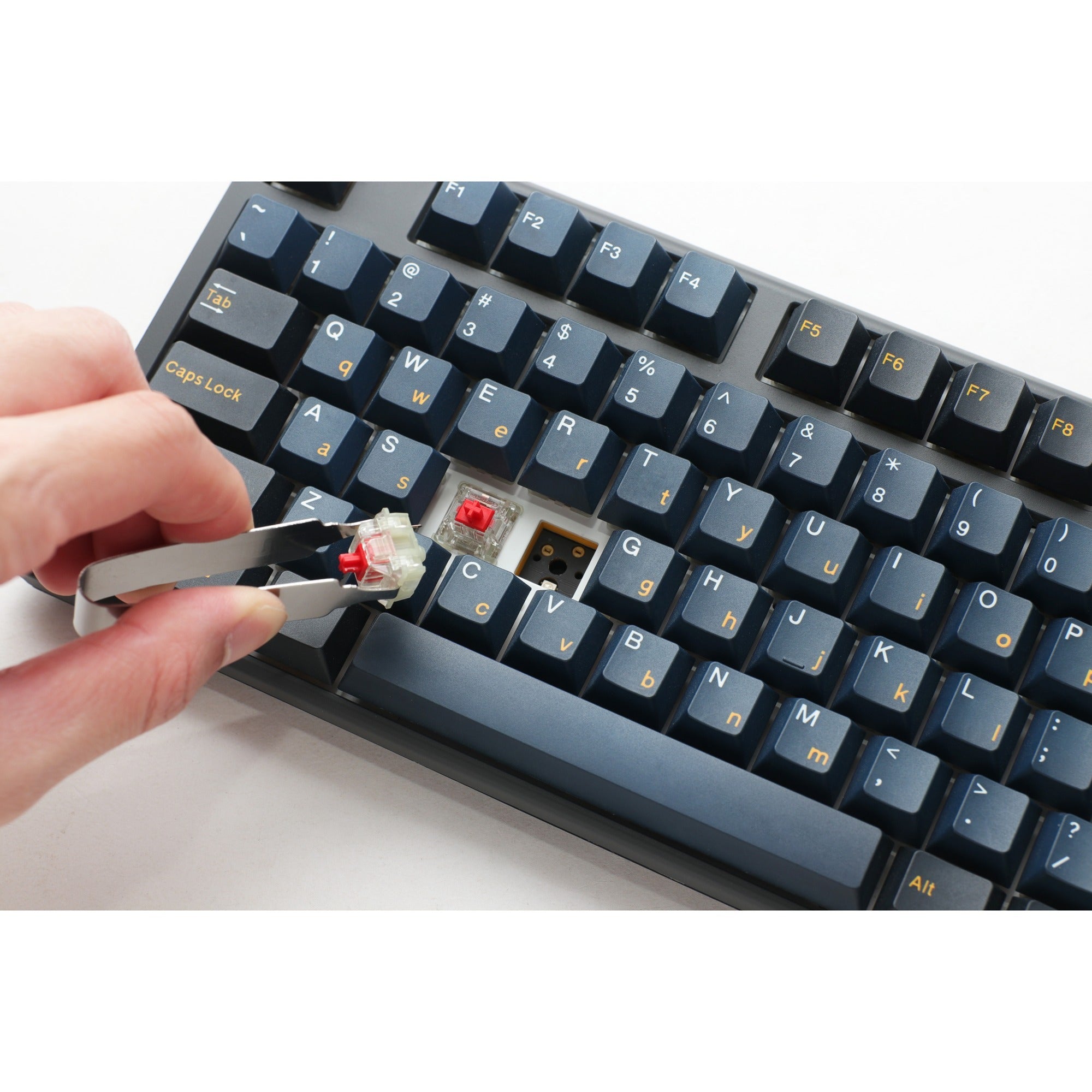 Ducky one 3 pro rgb mechanisch gaming toetsenbord (zwart, us lay-out (qwerty), cherry mx2a brown, 100%, rgb led, double-shot pbt, quack mechanics, hot swap)