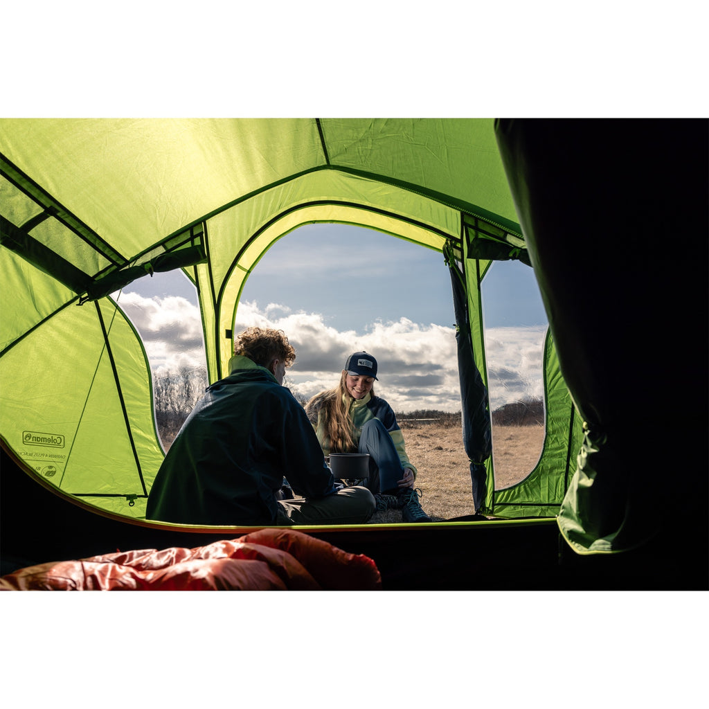 Coleman darwin 4 plus koepeltent (donkergroen lichtgroen, met voorbouw, model 2025)