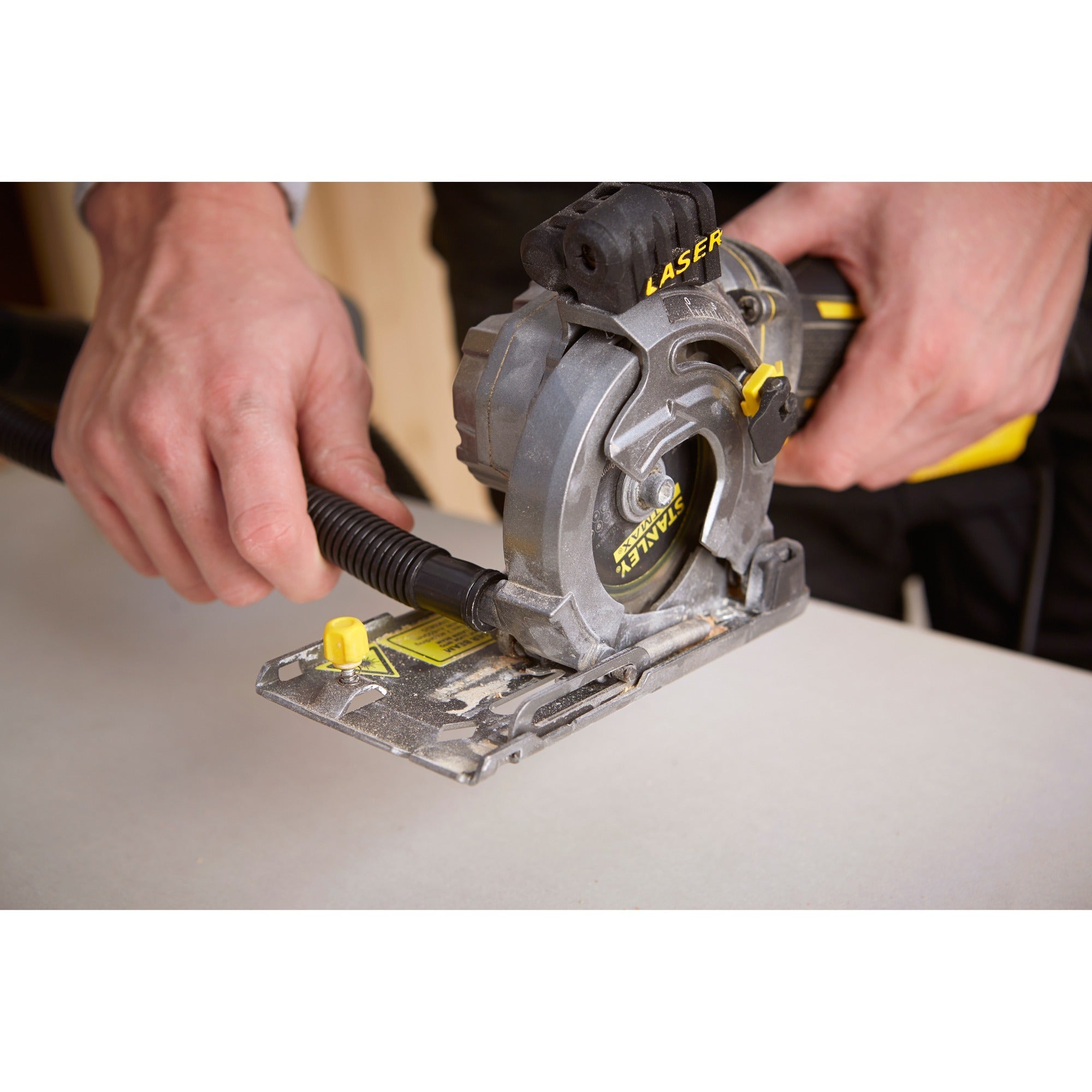 Stanley fatmax 650w multimateriaalzaag handcirkelzaag (geel zwart, met koffer)